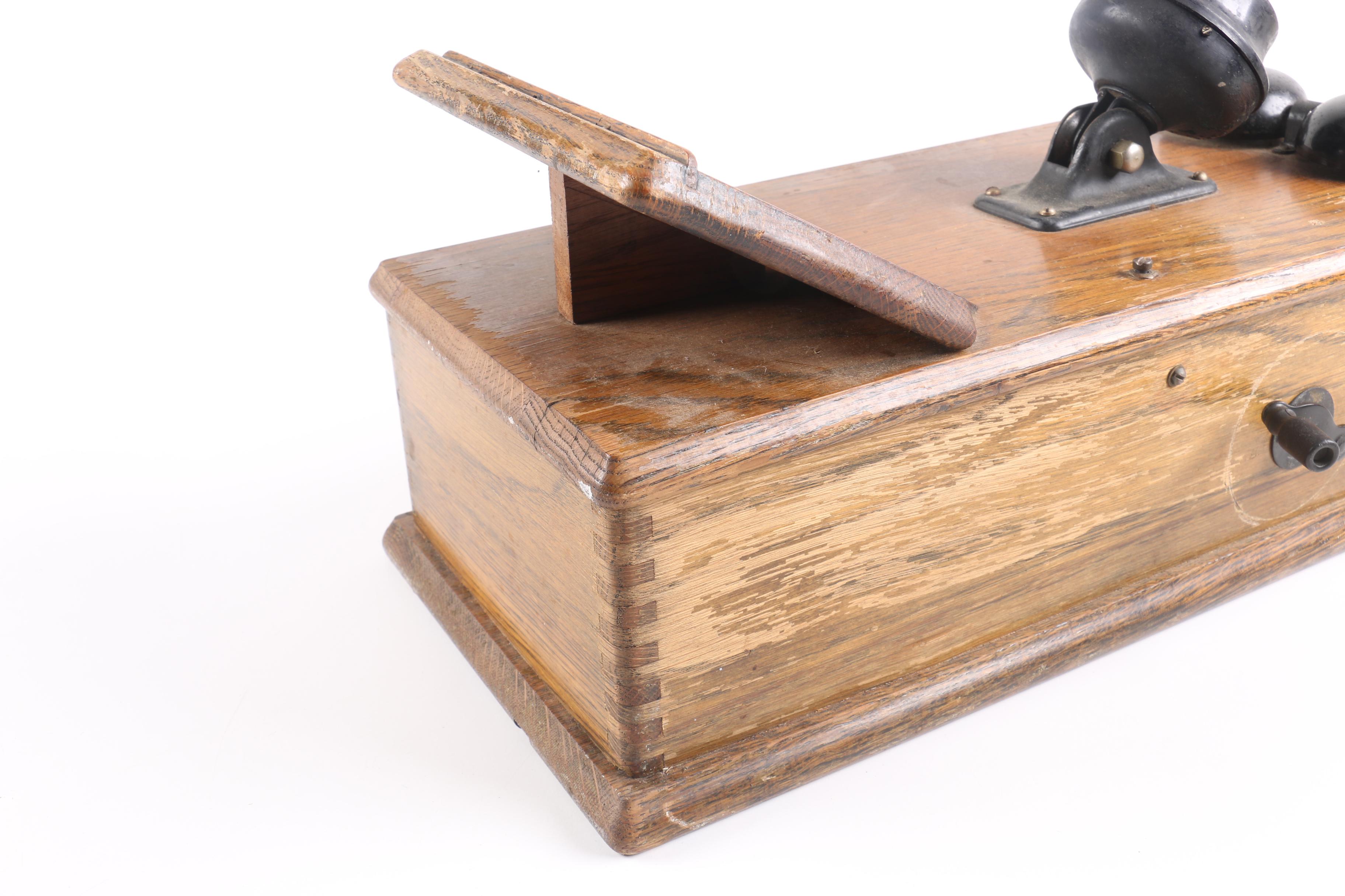 Antique Magneto Wall Compact Crank Telephone