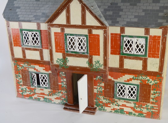 Tudor Cottage Style Doll House