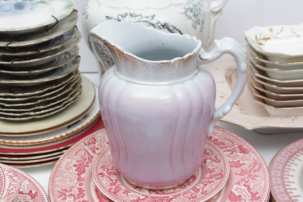 Coordinated Porcelain Tableware