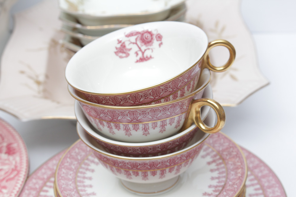 Coordinated Porcelain Tableware