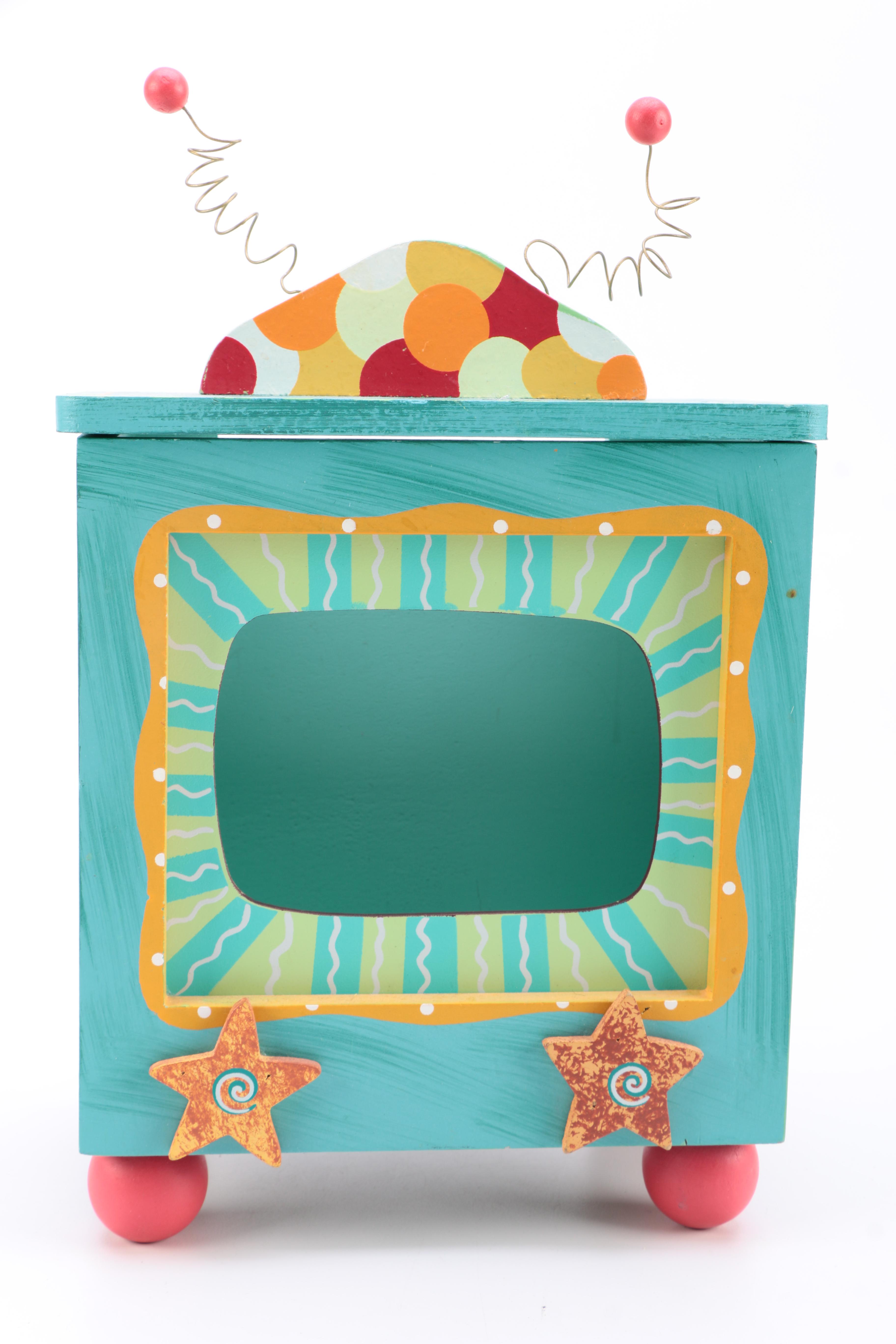 Aquatic-Themed Wood TV Fish Aquarium Housing