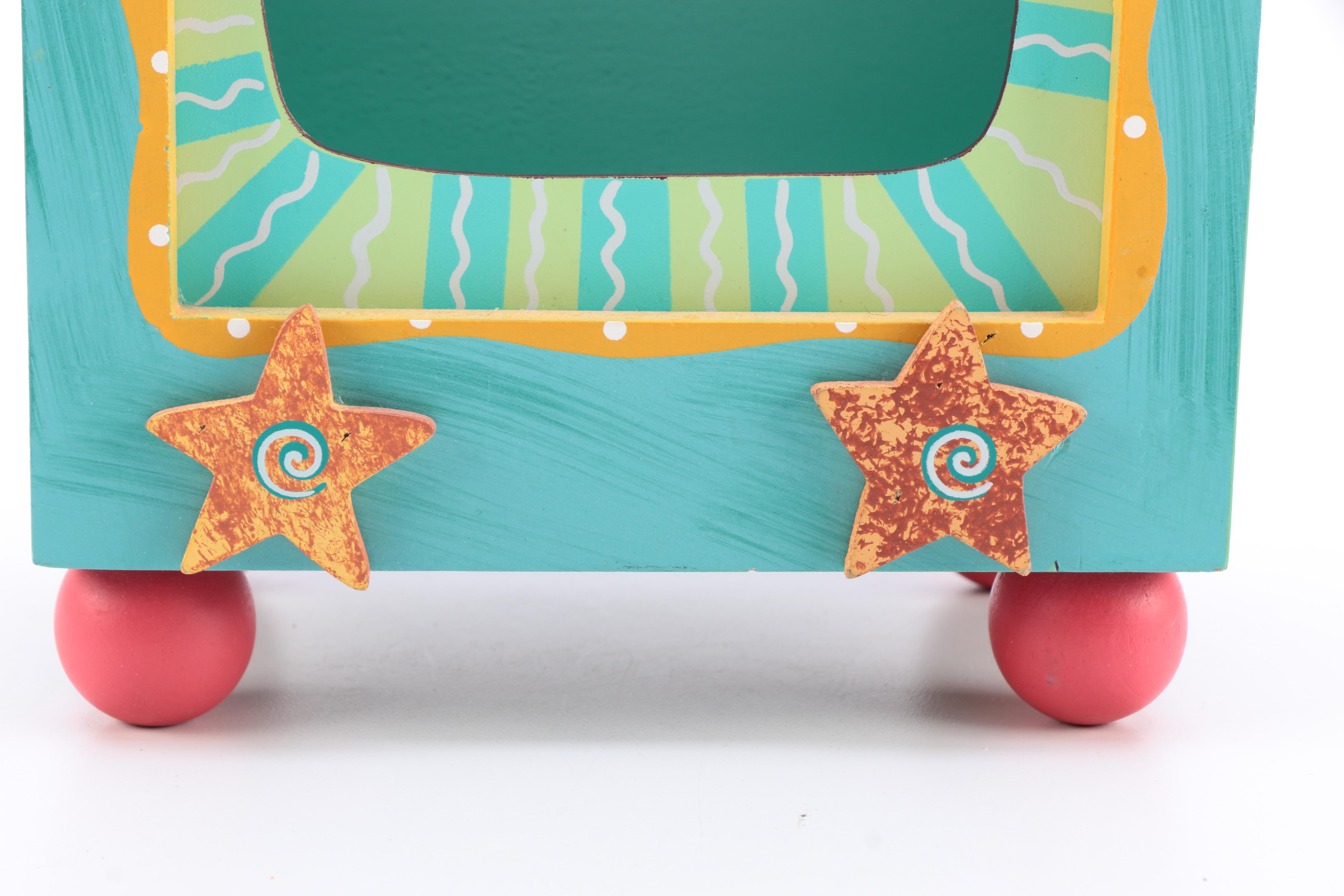 Aquatic-Themed Wood TV Fish Aquarium Housing