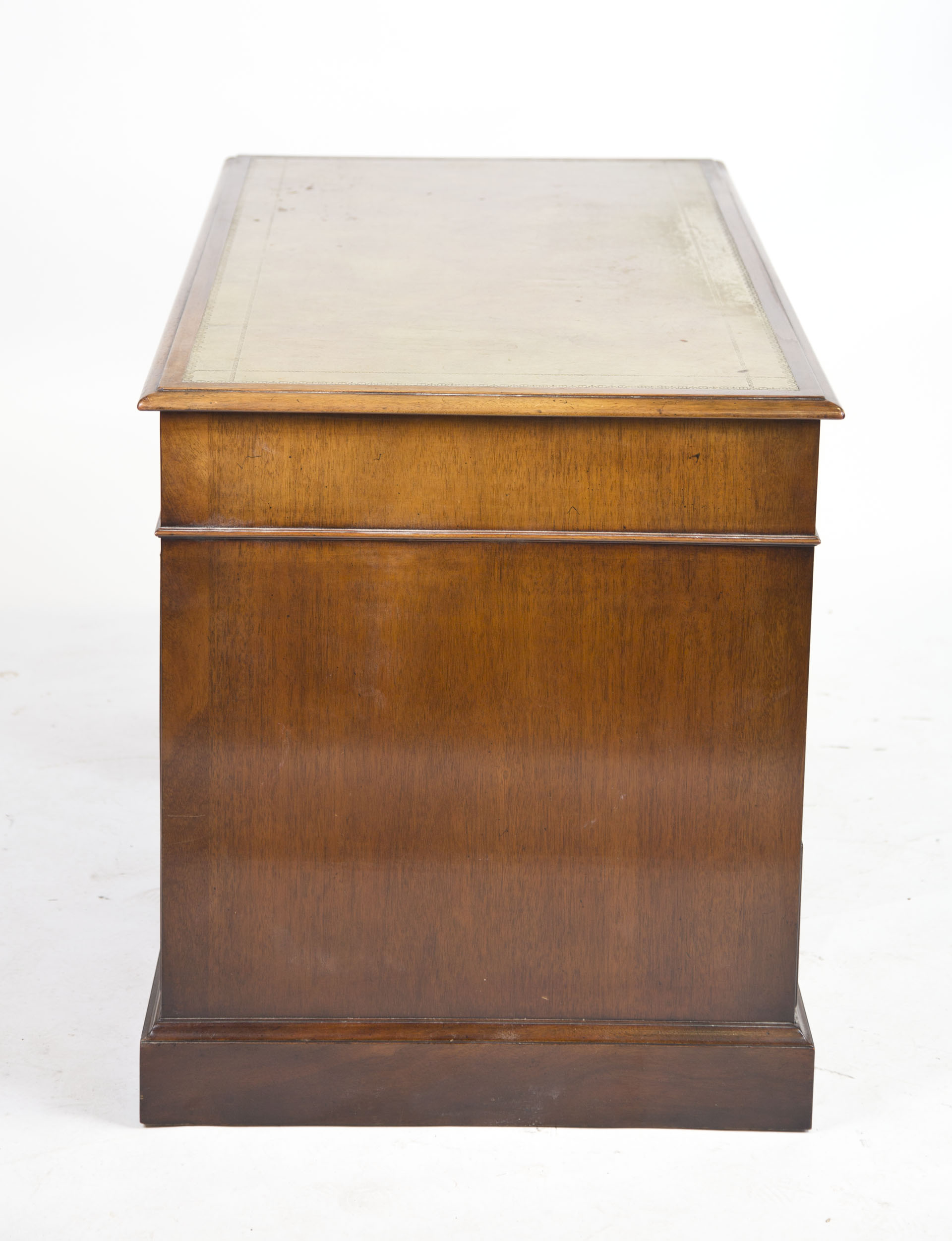 Vintage Georgian Style Mahogany Pedestal Desk by Beacon Hill