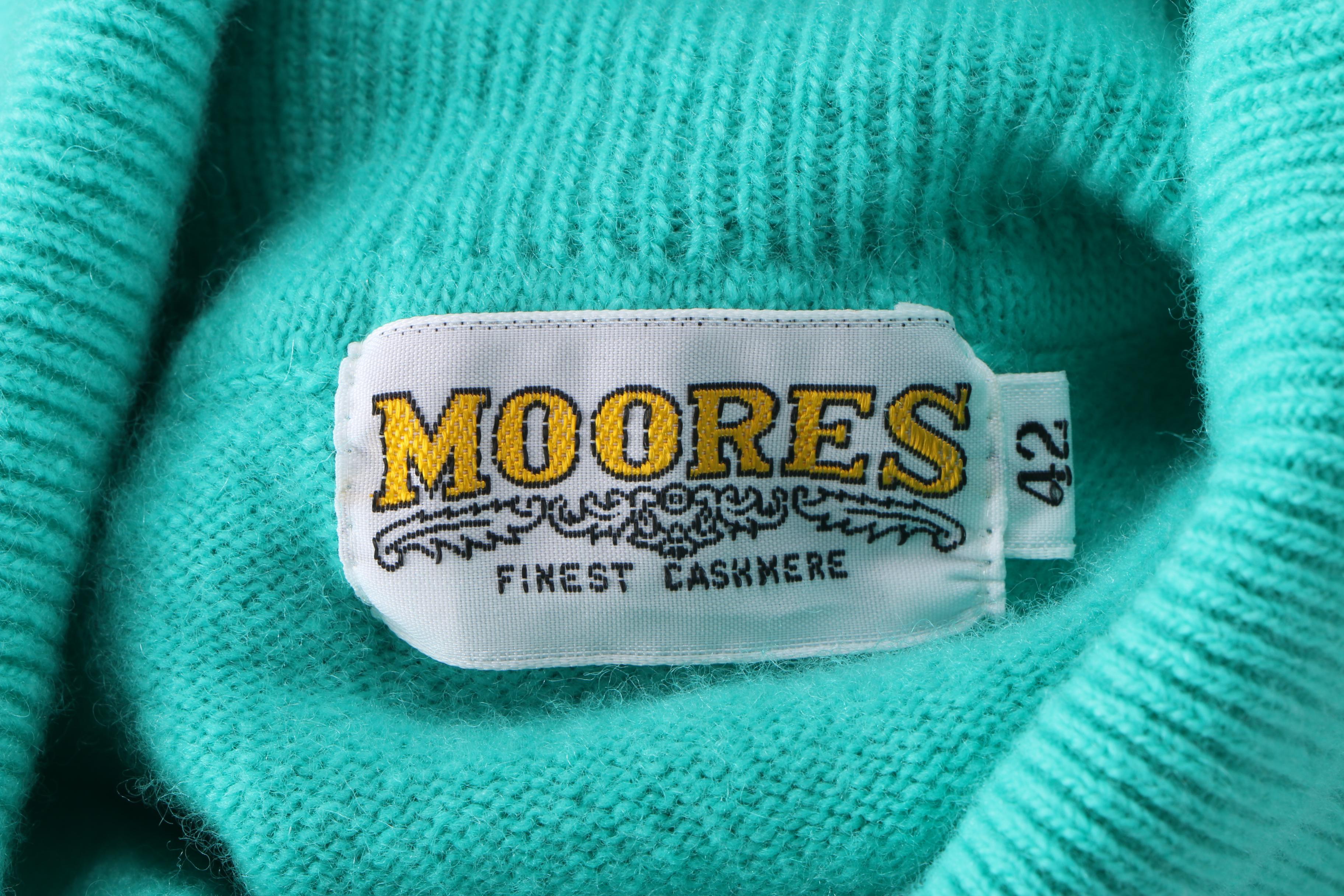 Cashmere Turtle Neck Sweaters