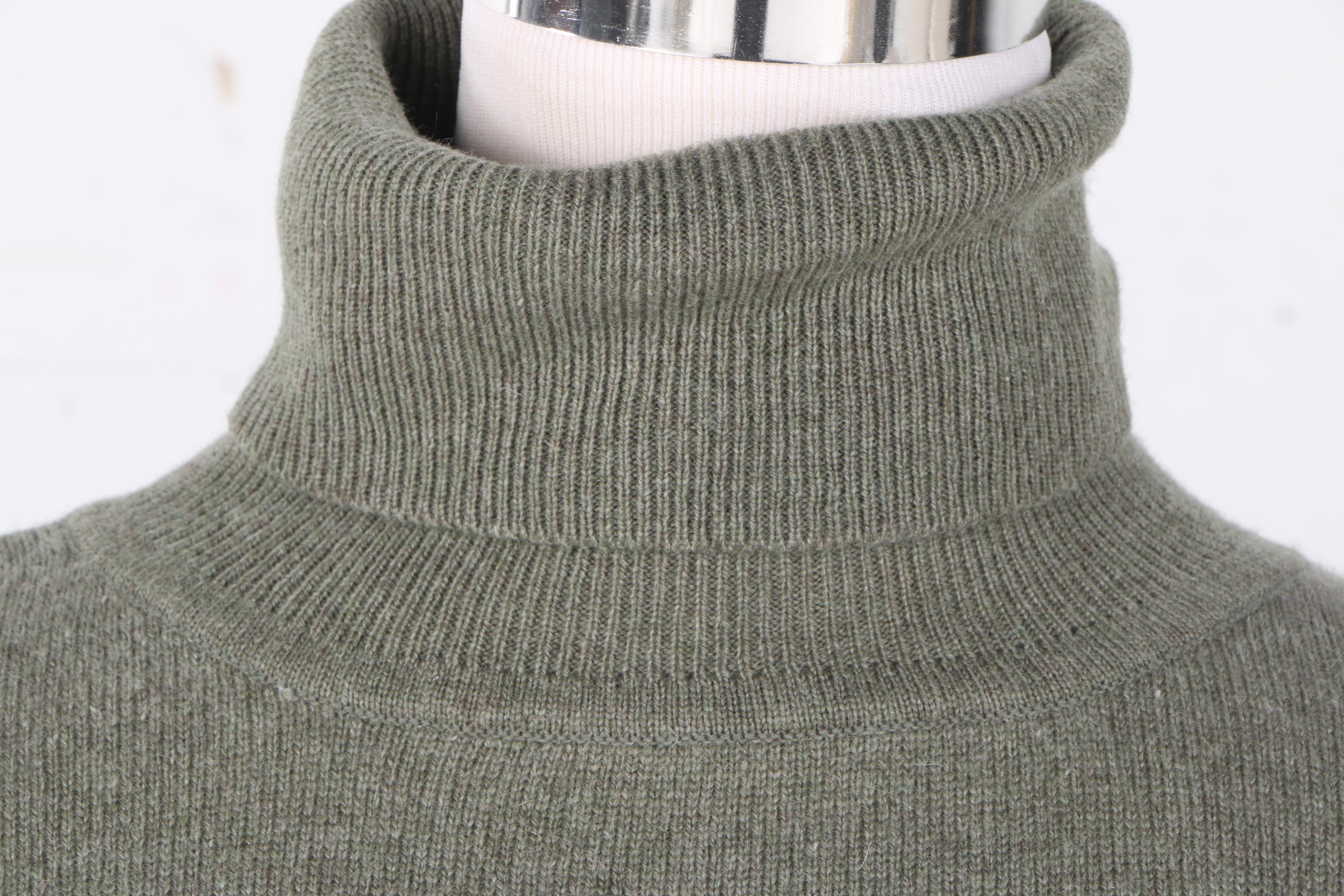 Cashmere Turtle Neck Sweaters