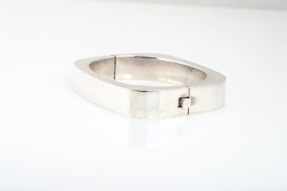 Sterling Silver Hinged Bangle