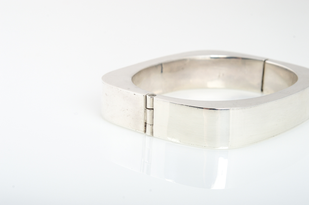 Sterling Silver Hinged Bangle