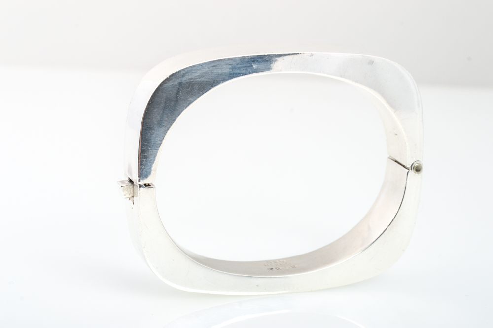 Sterling Silver Hinged Bangle