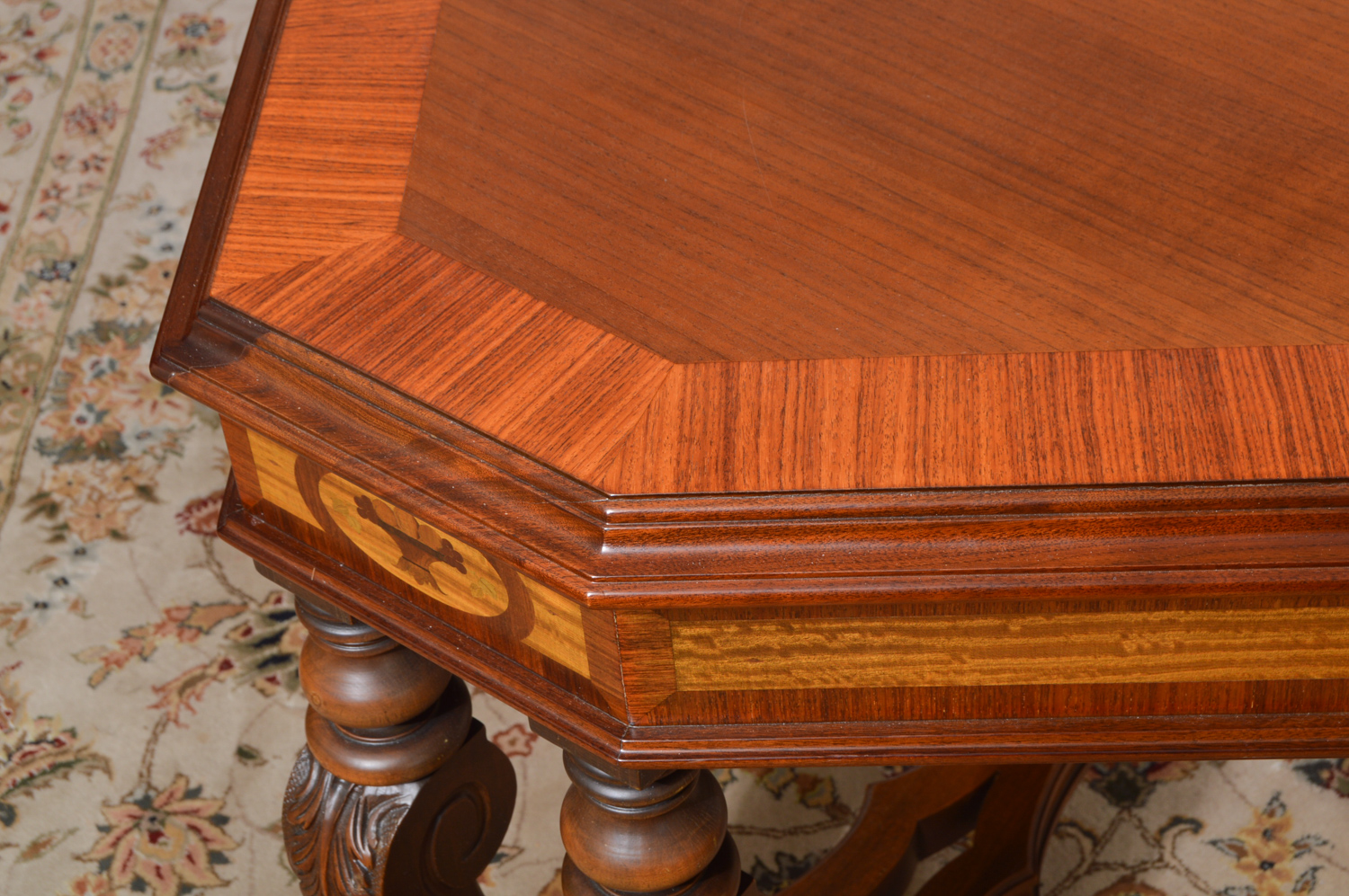 Jacobean Style Expandable Dining Room Table with Dining Chairs