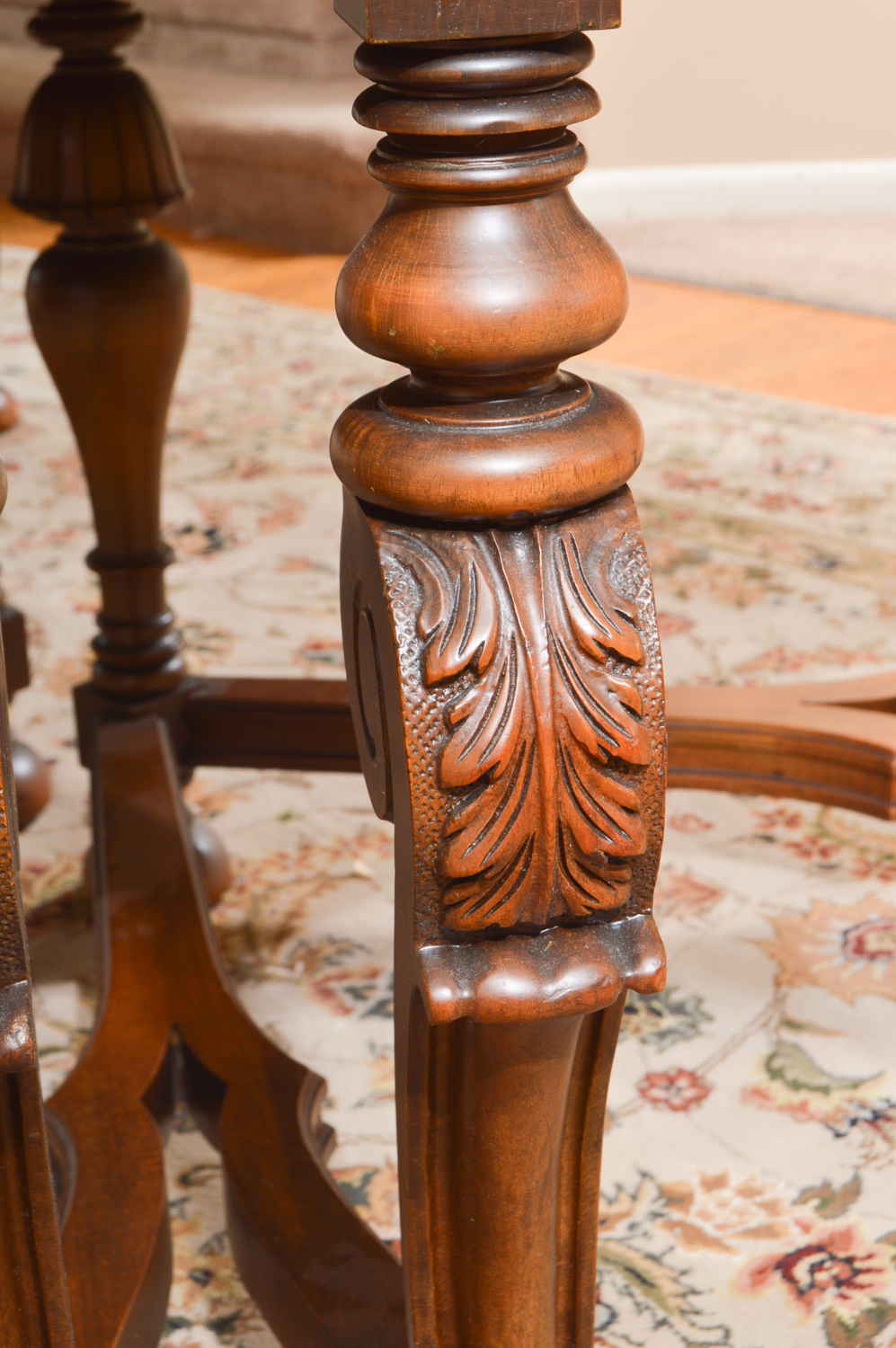 Jacobean Style Expandable Dining Room Table with Dining Chairs