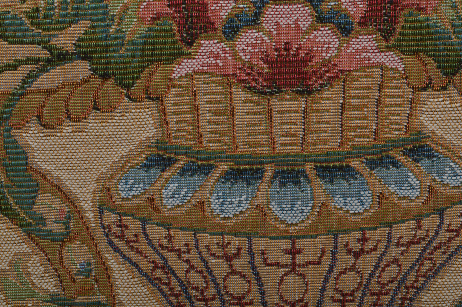 Jacobean Style Expandable Dining Room Table with Dining Chairs