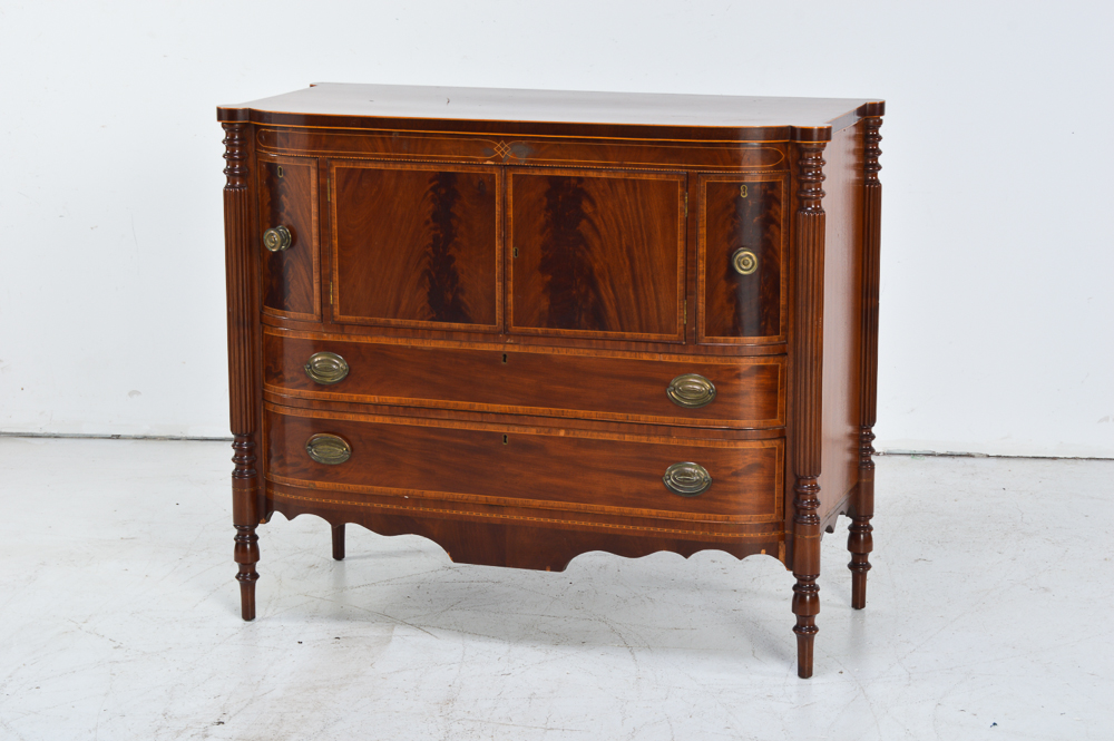 Hepplewhite Style Flame Mahogany Brandy Board, Circa Mid-1800s