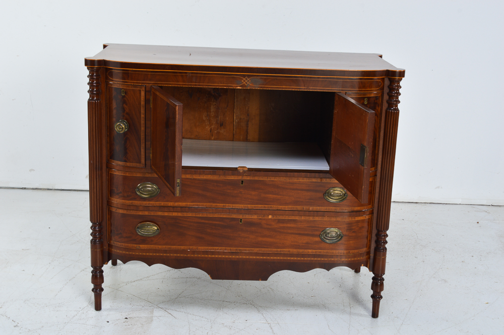 Hepplewhite Style Flame Mahogany Brandy Board, Circa Mid-1800s