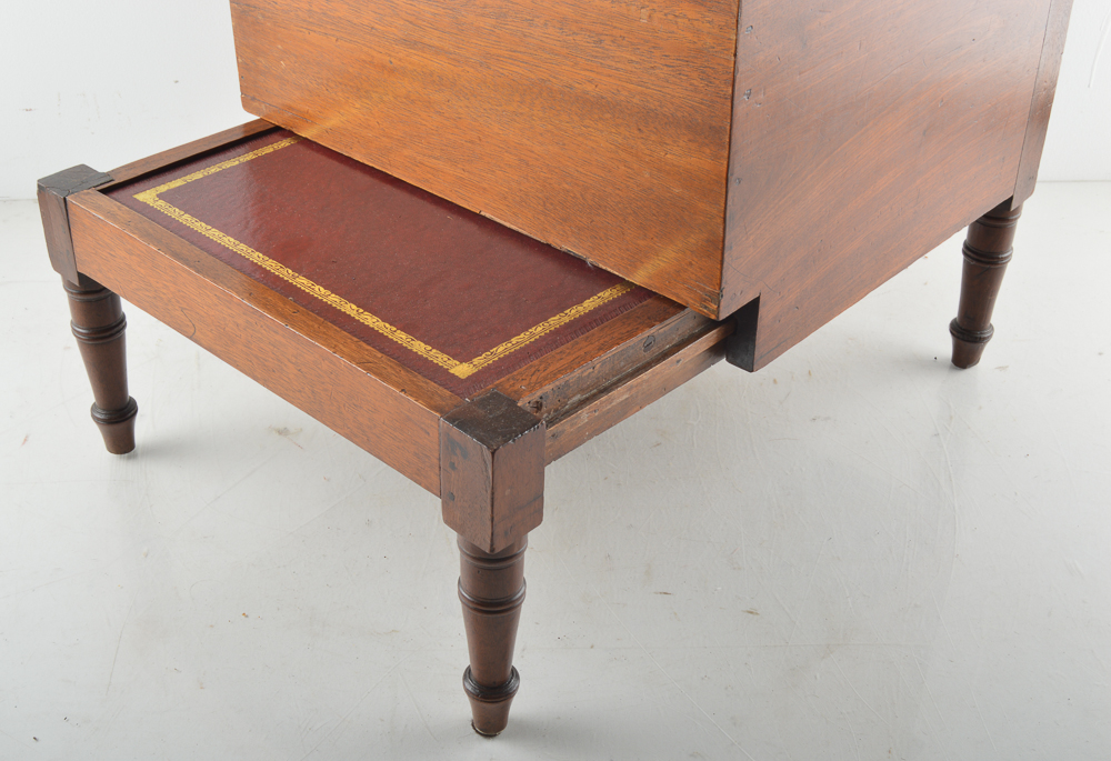 Vintage Mahogany Chamber Pot Cabinet With Pull-Out Step