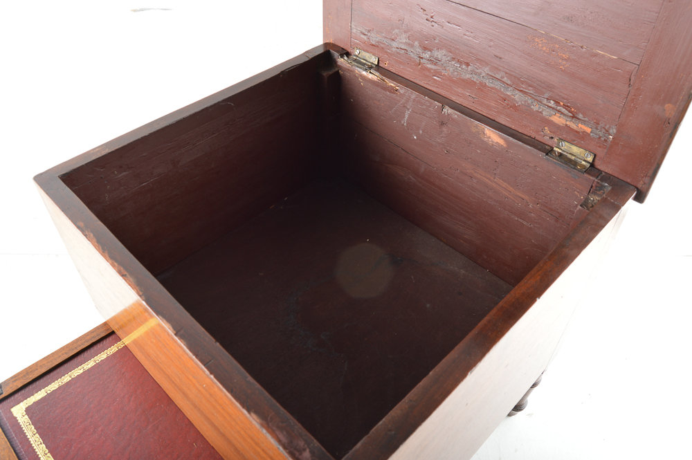 Vintage Mahogany Chamber Pot Cabinet With Pull-Out Step