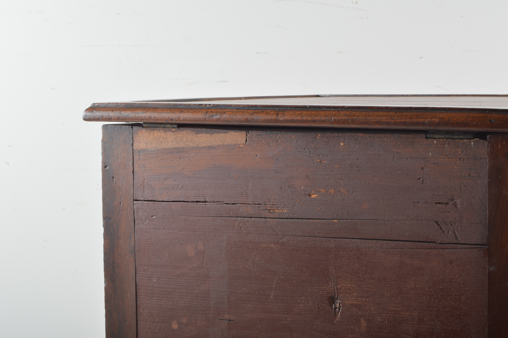Vintage Mahogany Chamber Pot Cabinet With Pull-Out Step