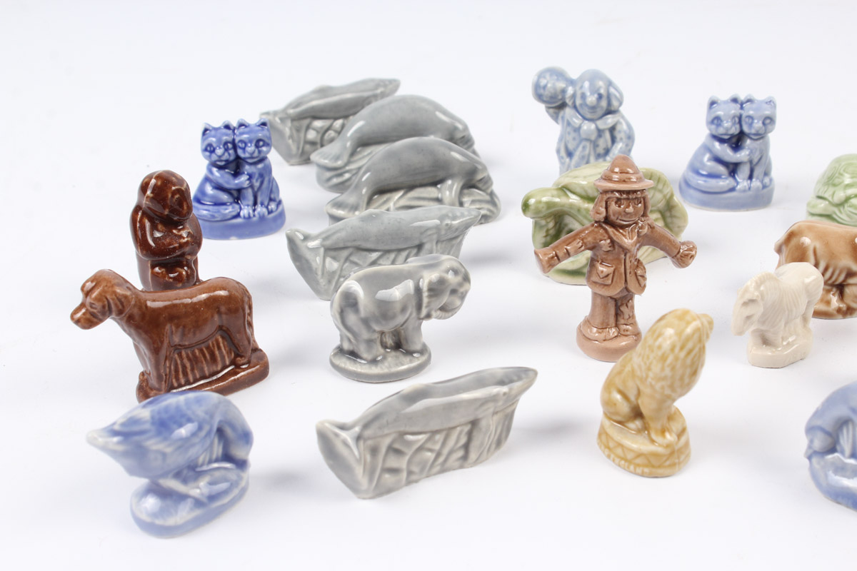 Wade Red Rose Tea Figurines