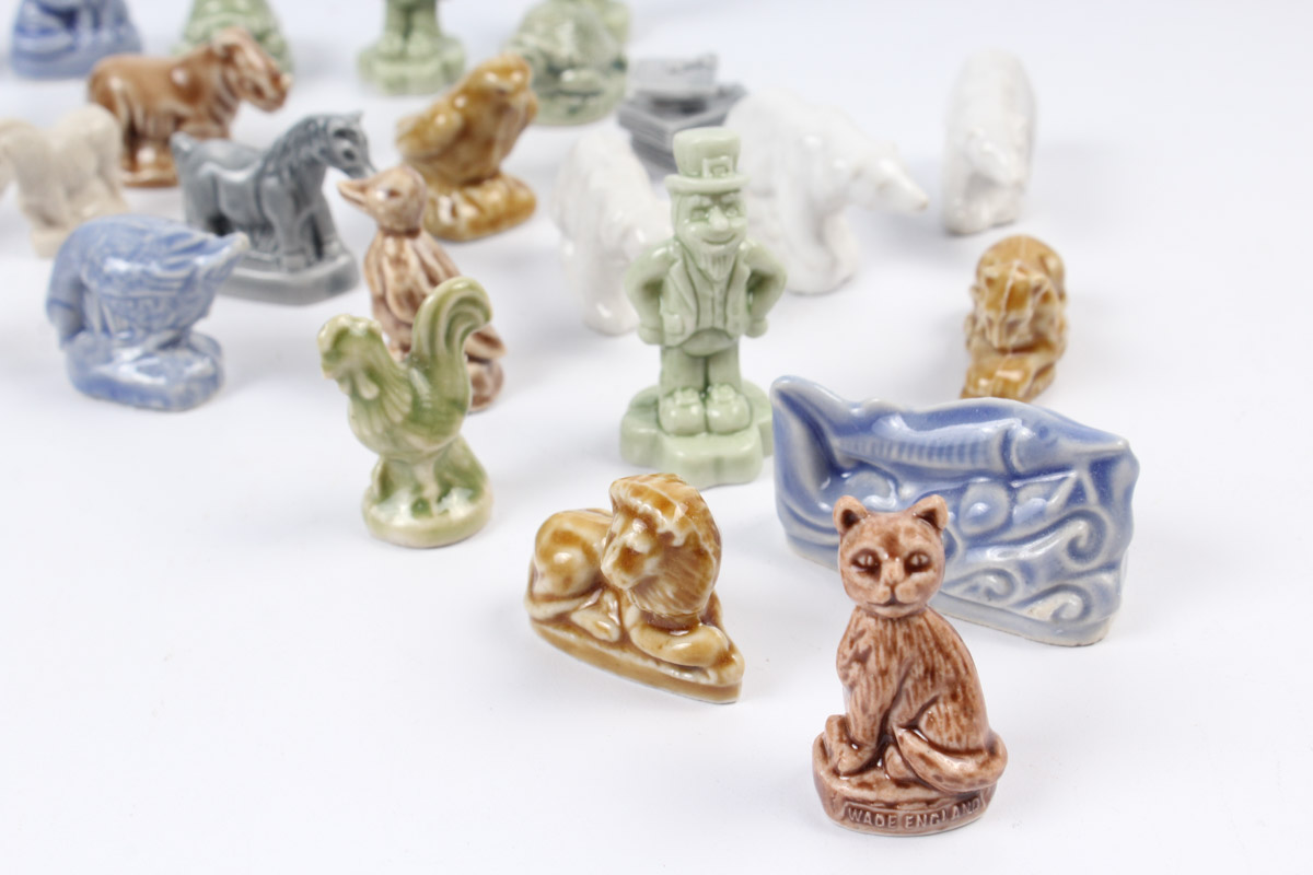 Wade Red Rose Tea Figurines