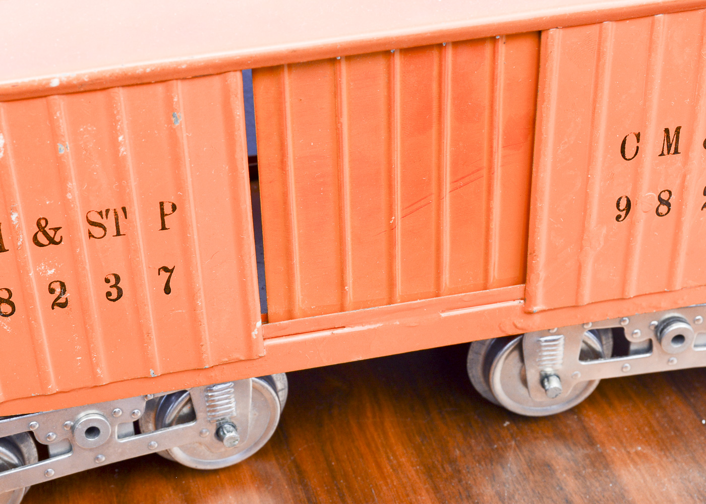 Pre-War Lionel Train Cars