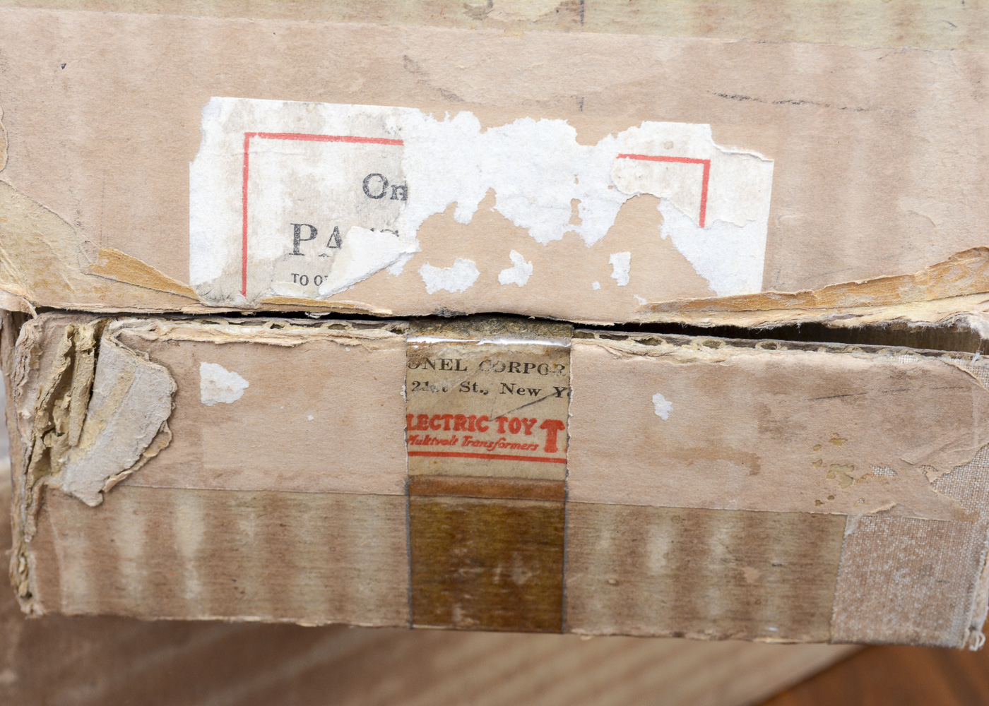 Pre-War Lionel Train Cars