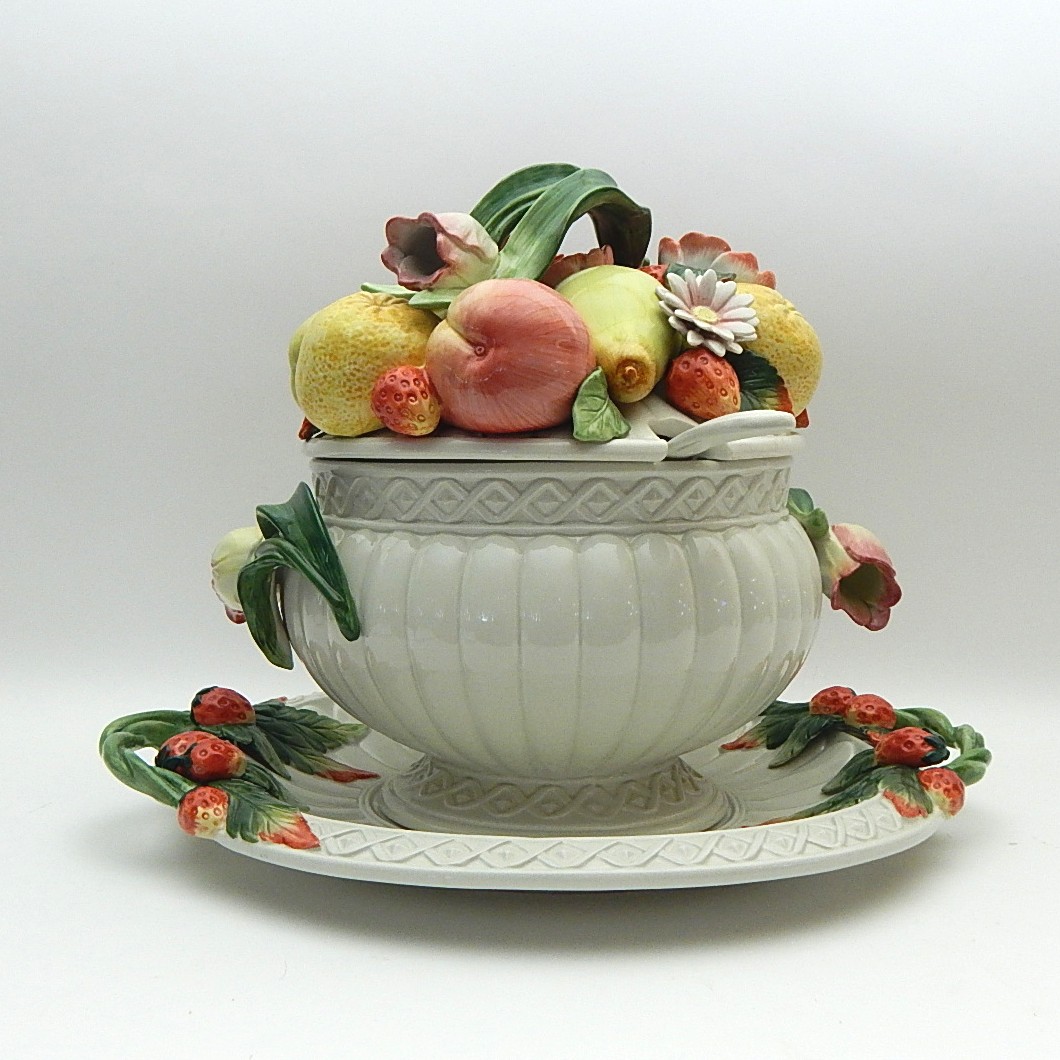 Large Fitz and Floyd "Fruits and Flowers" Tureen