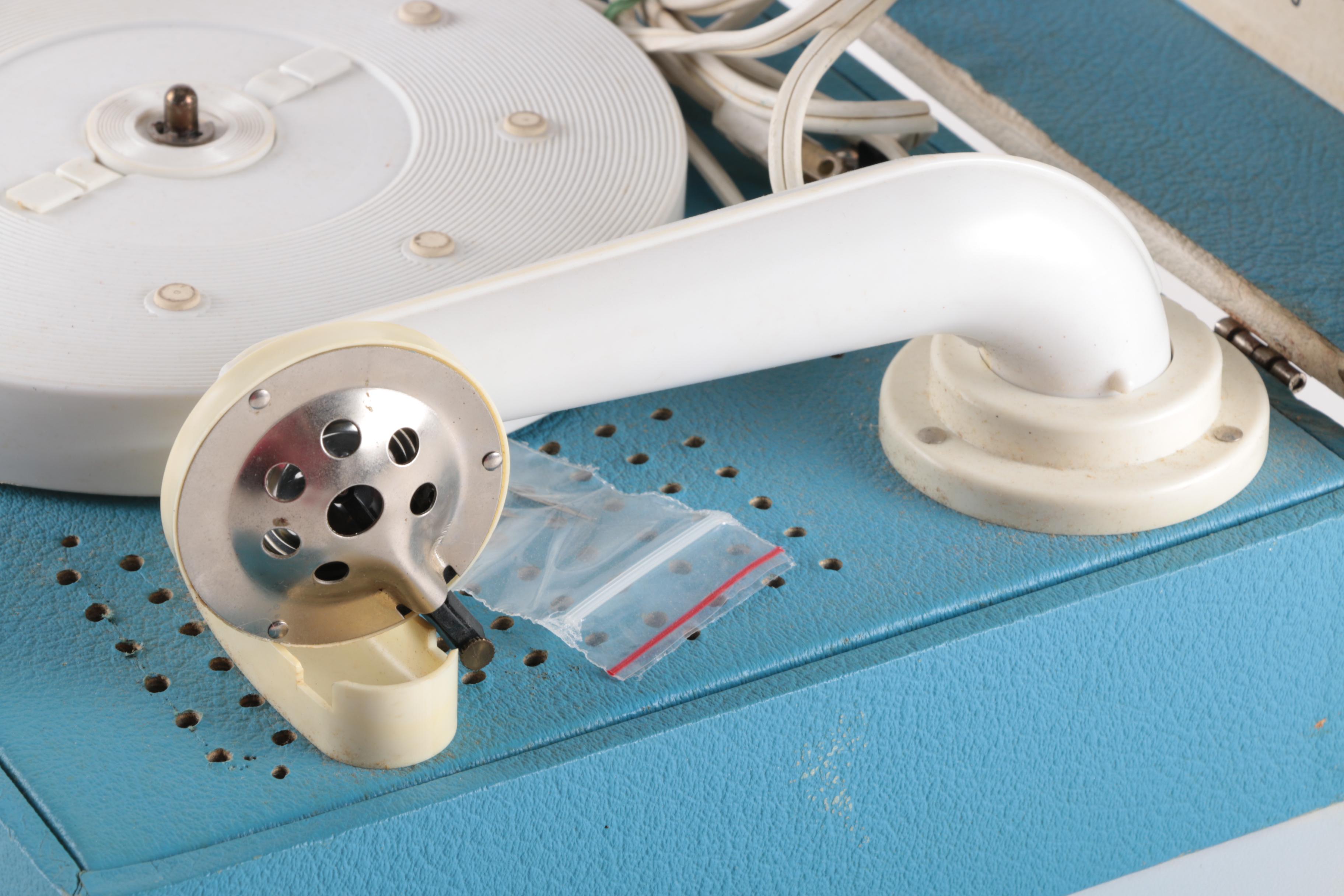 Snow White Themed Children's Record Player