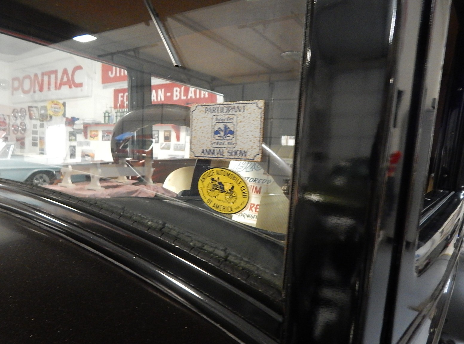 1926 Pontiac 2-Door Sedan Coupe