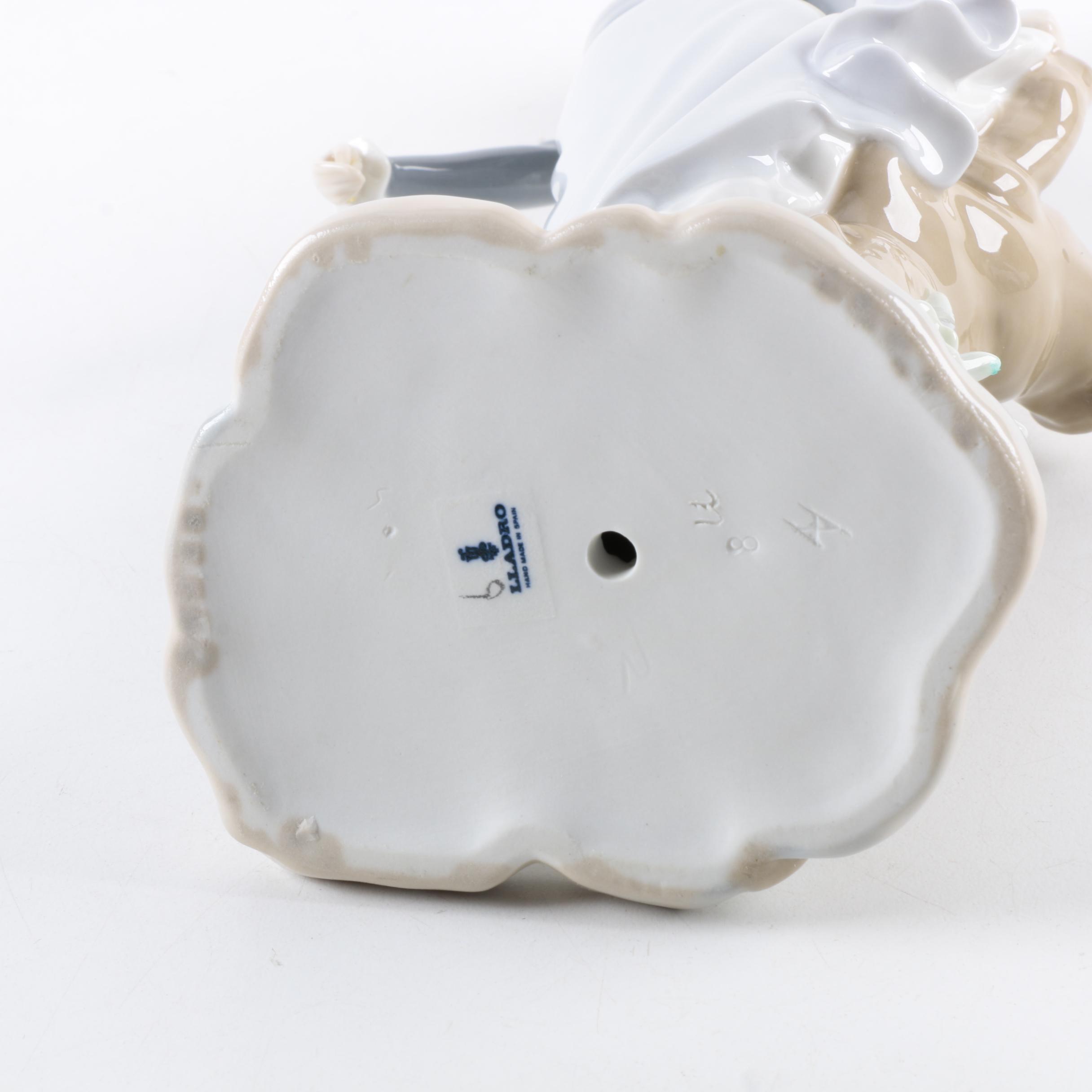 Lladró Lady with Parasol Porcelain Figurine