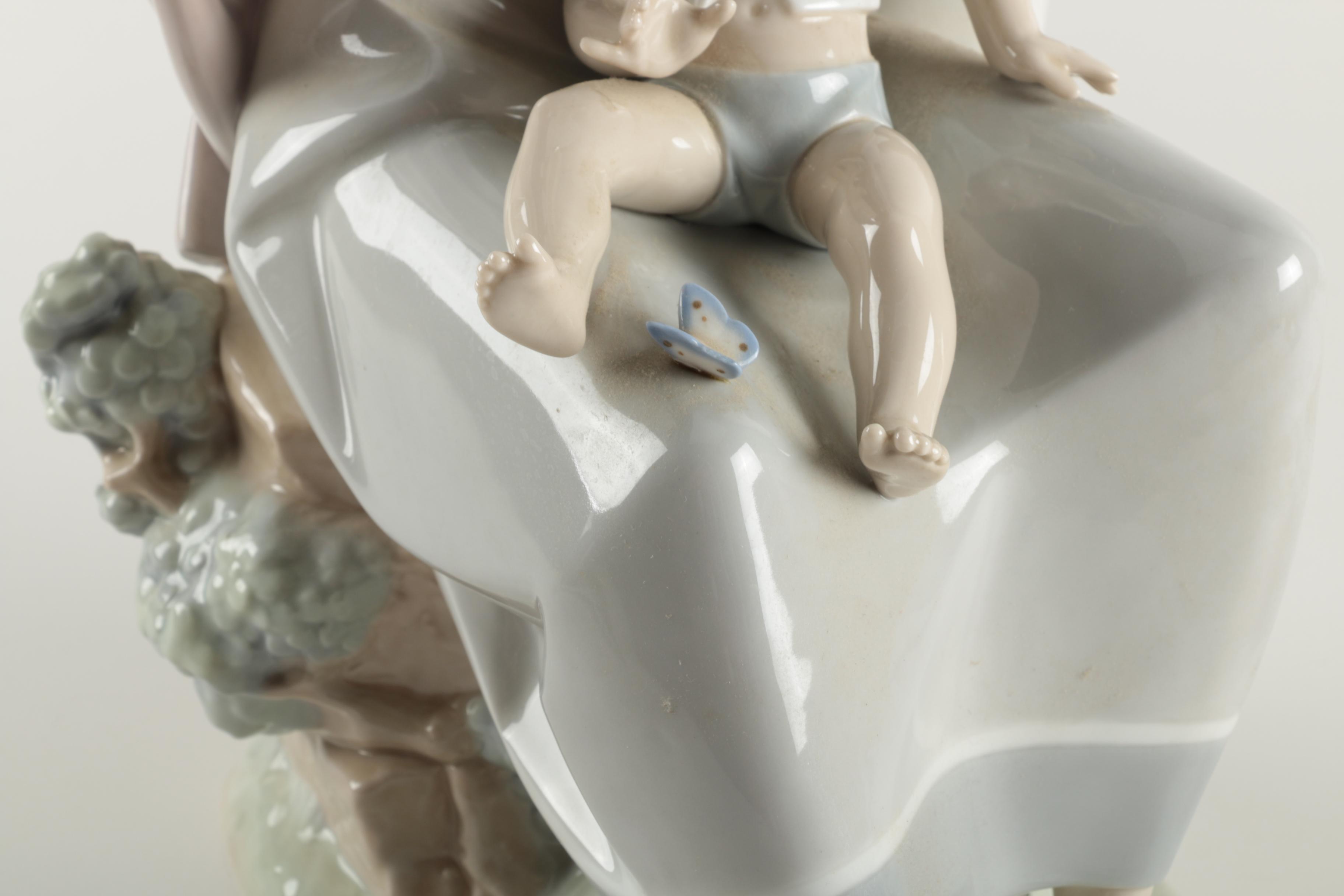 Vintage Lladró "Mother" Figurine