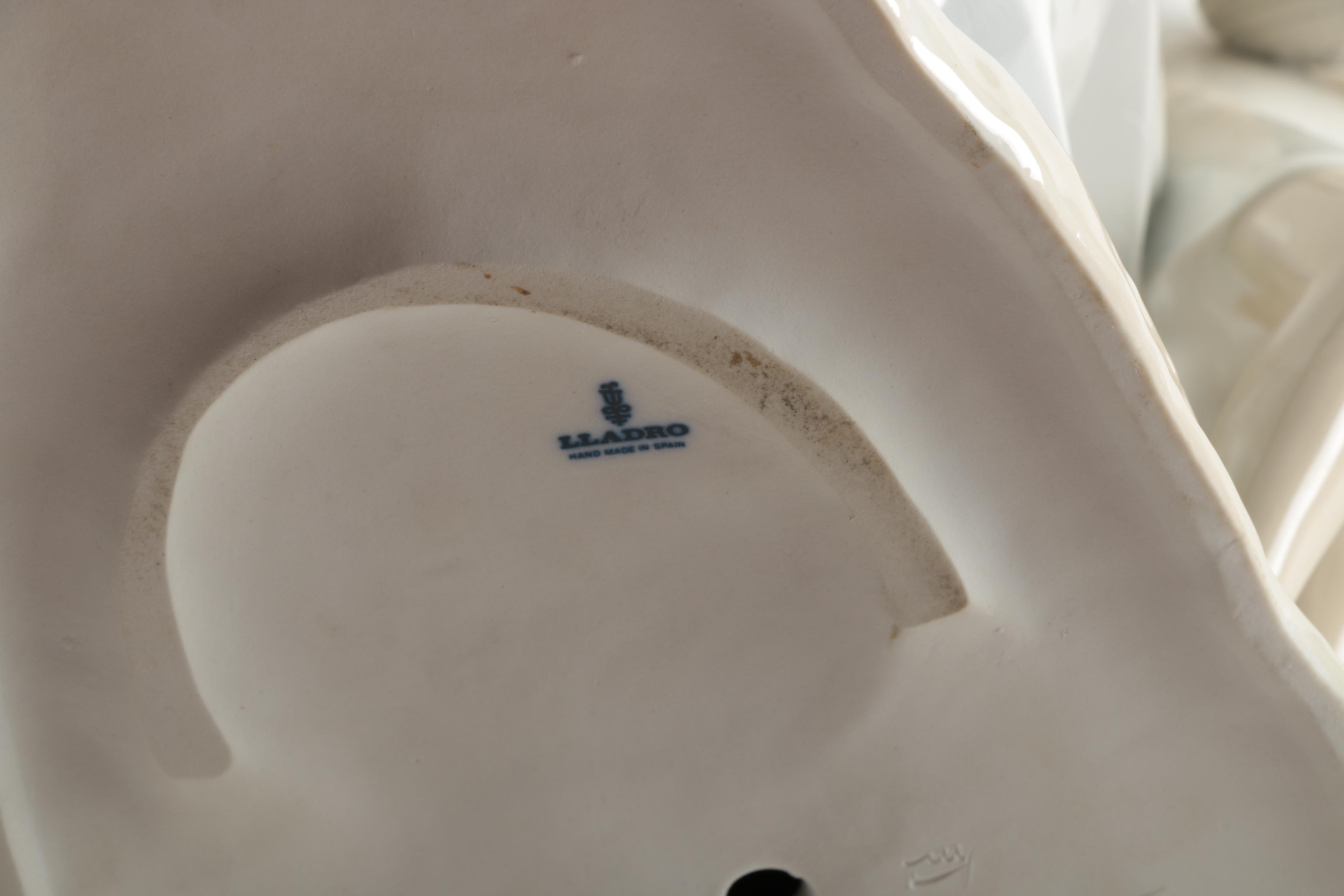 Vintage Lladró "Mother" Figurine