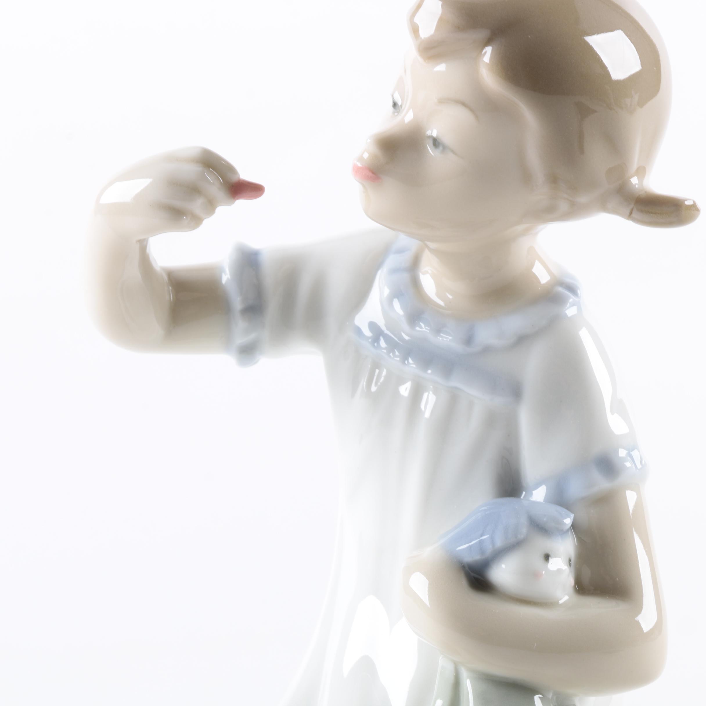 Lladró Porcelain "Girl With Doll" Figurine