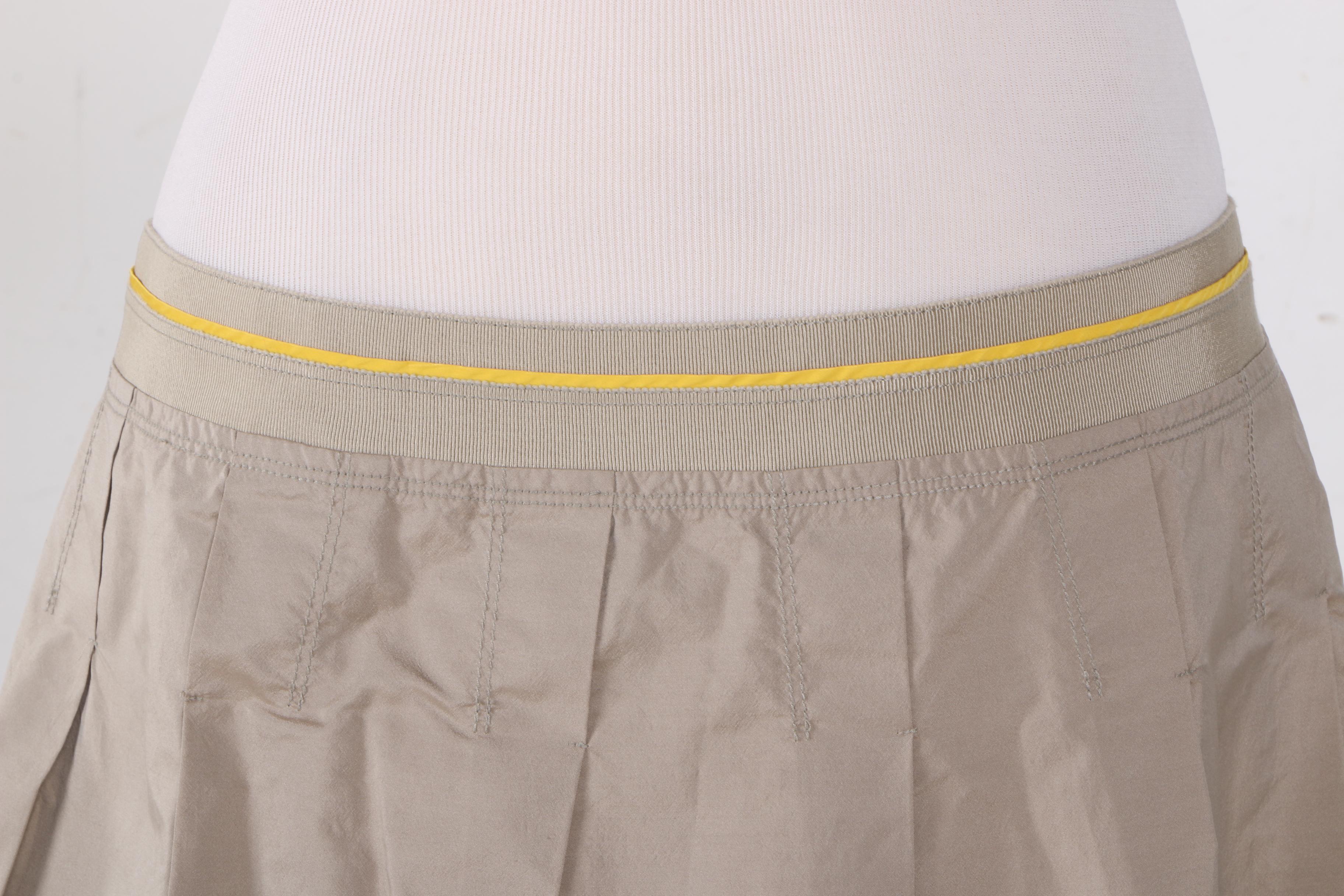 Women's Clothing Including Lida Baday