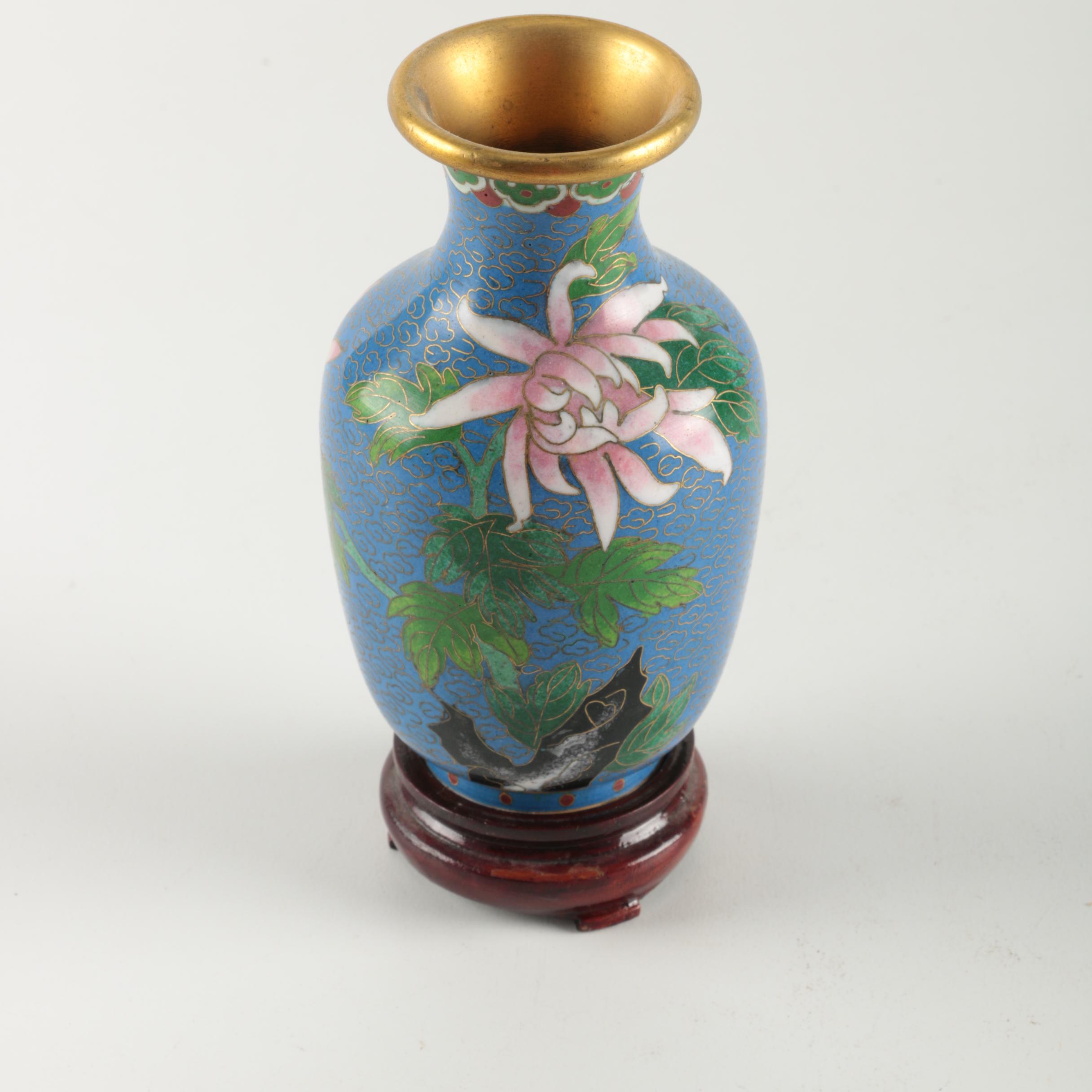 Chinese Cloisonné Vase With Stand
