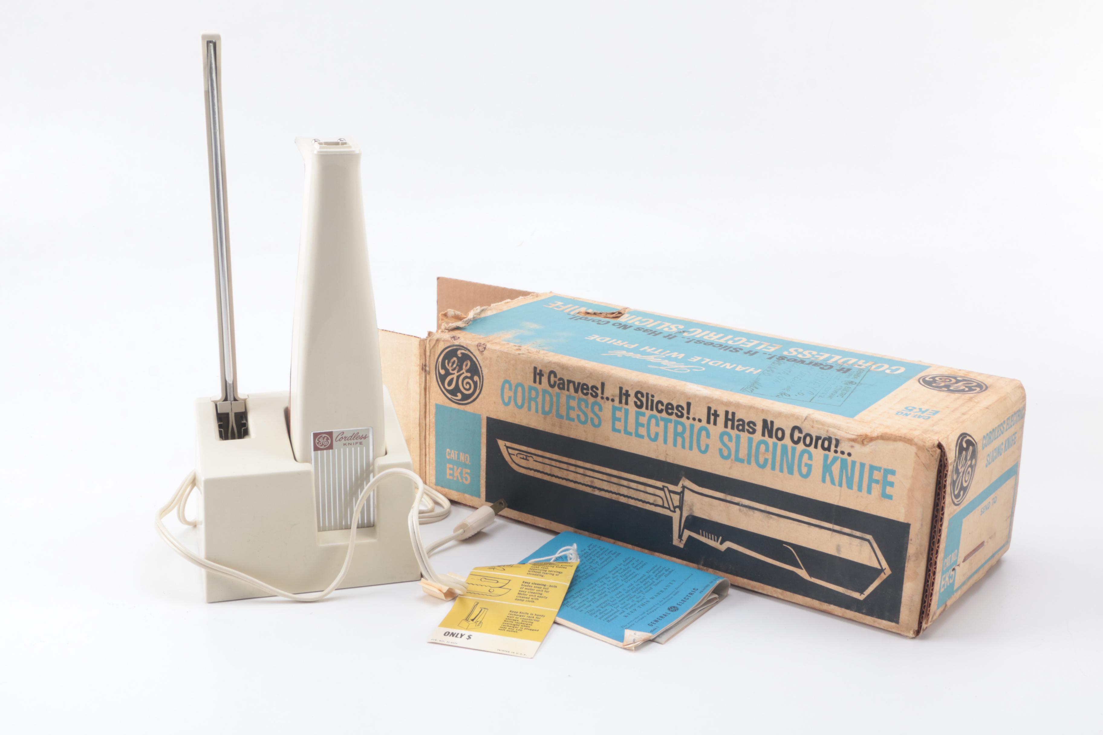 Kitchenware Including American Family Scale