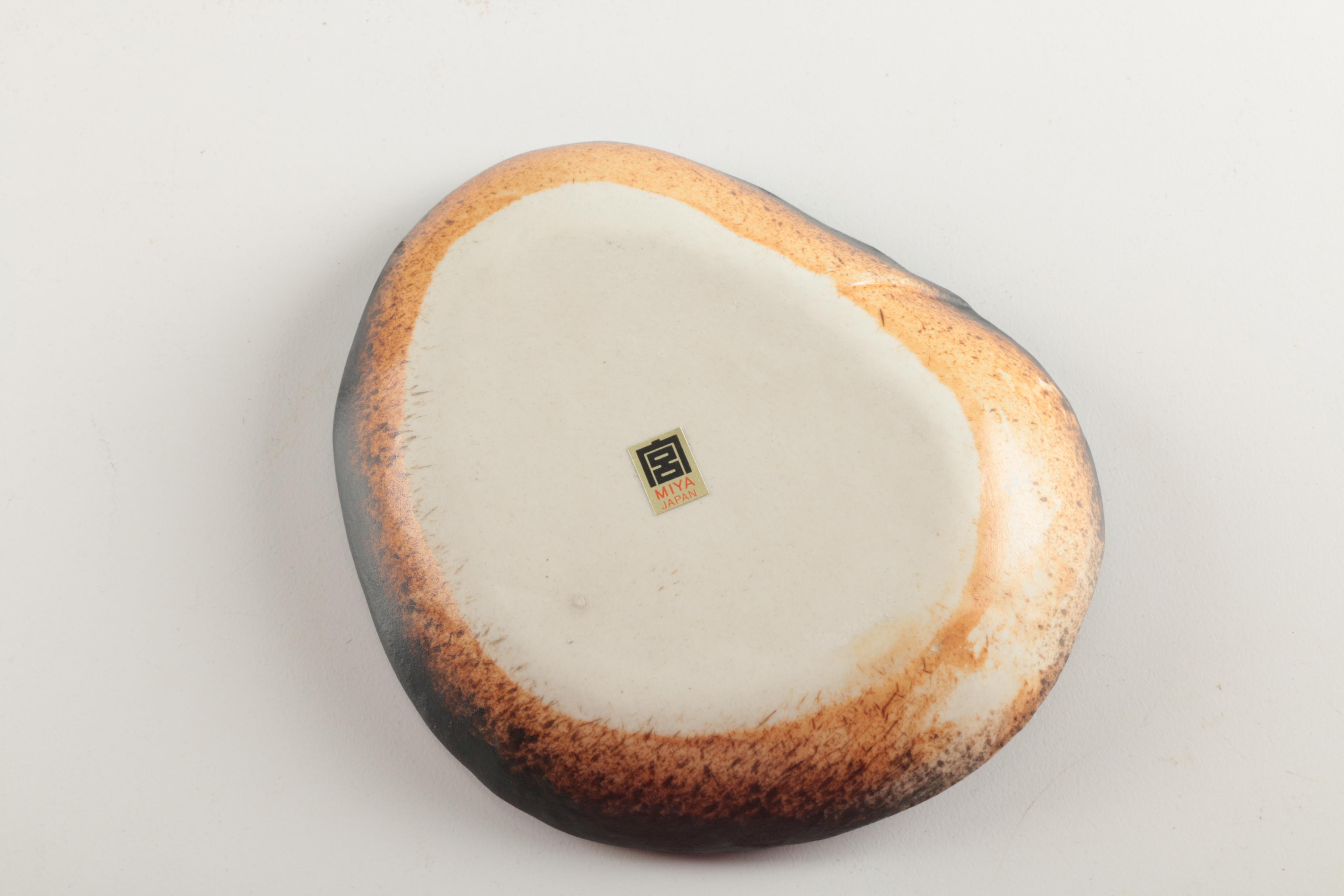 Miya Japanese Ceramic Sauce Dishes in Form of Kosui Leaves