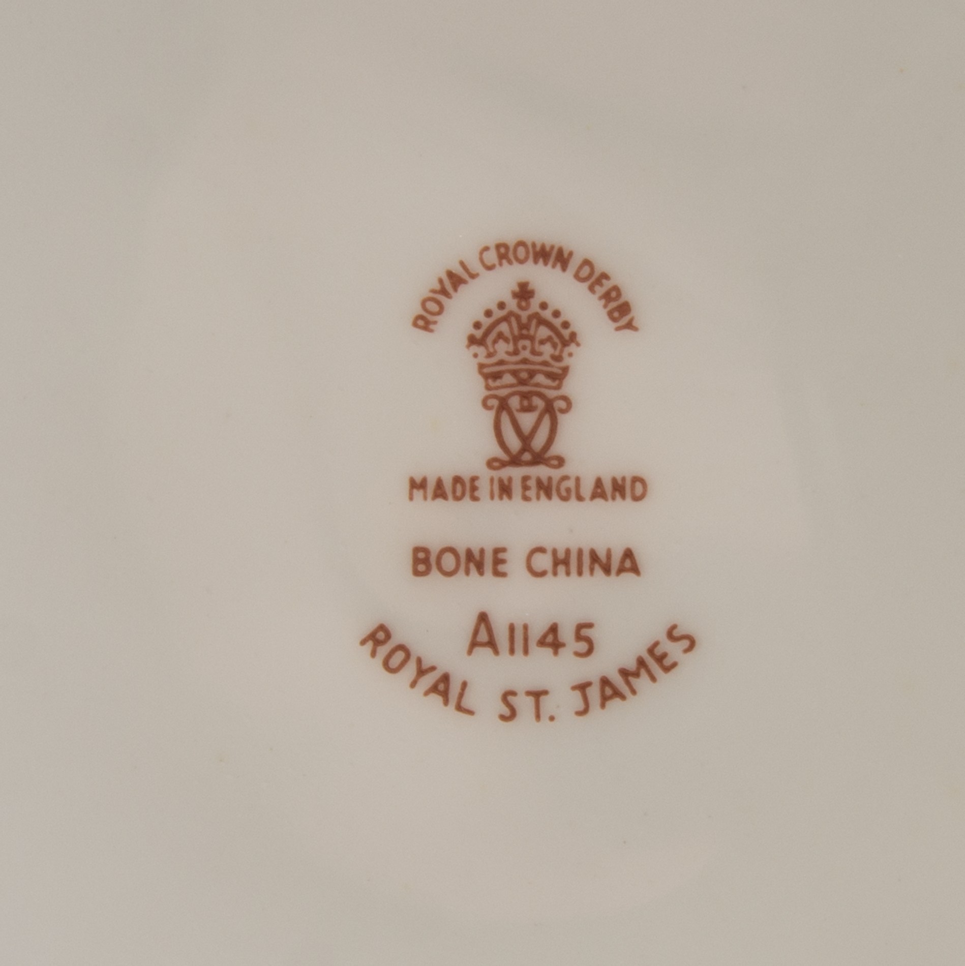 Royal Crown Derby "St. James" Dinner Plates