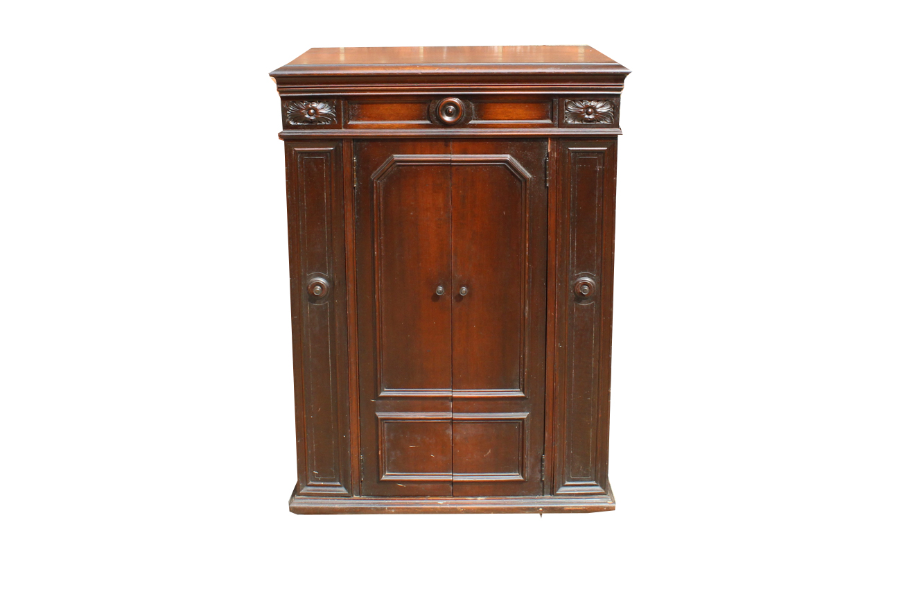 1926 Victor "Credenza" Orthophonic Victrola