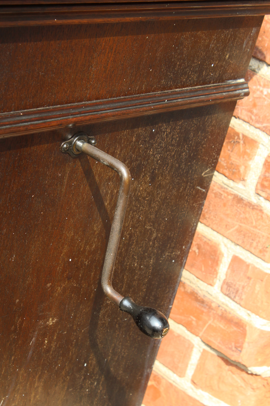 1926 Victor "Credenza" Orthophonic Victrola