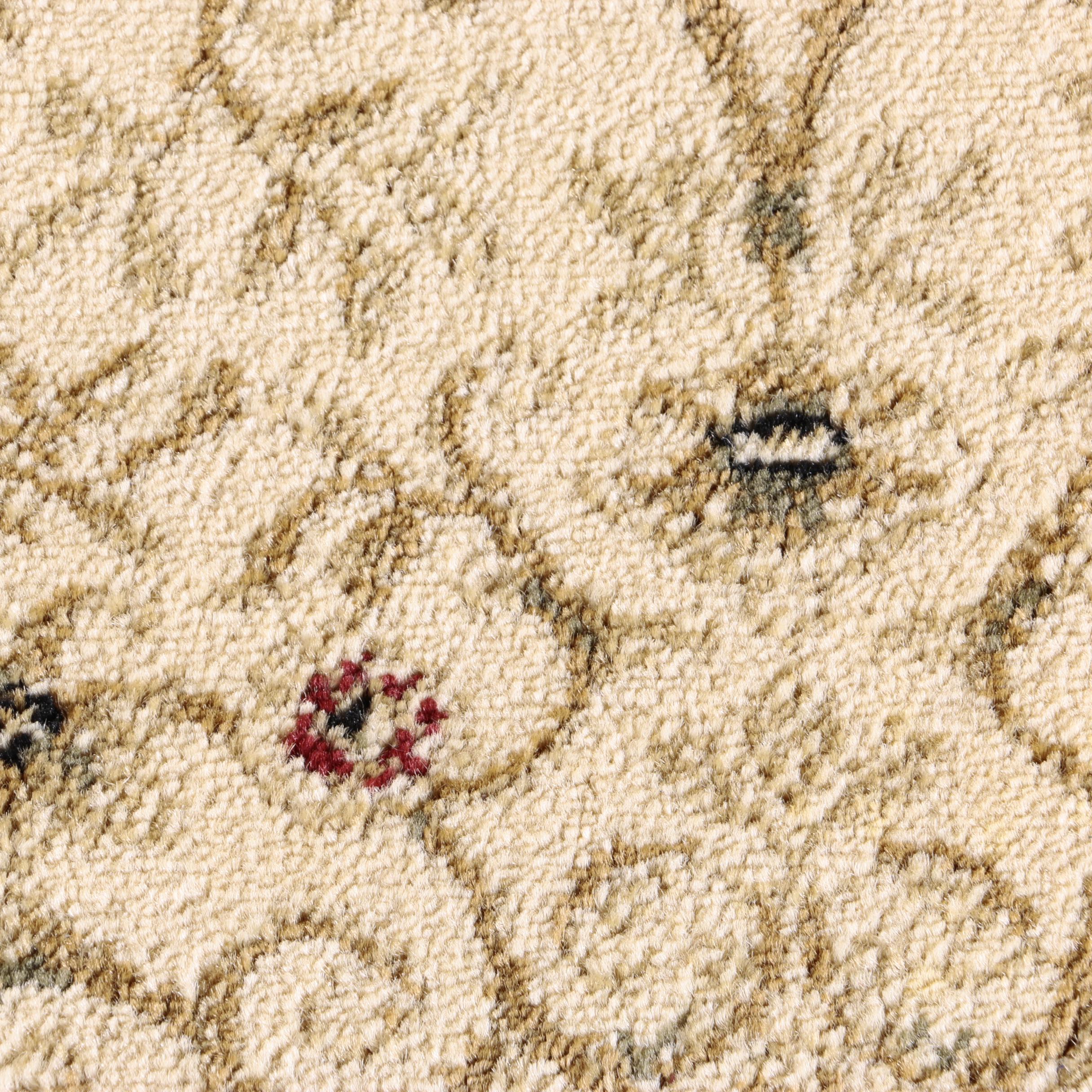 Power-Loomed Floral Carpet Runner