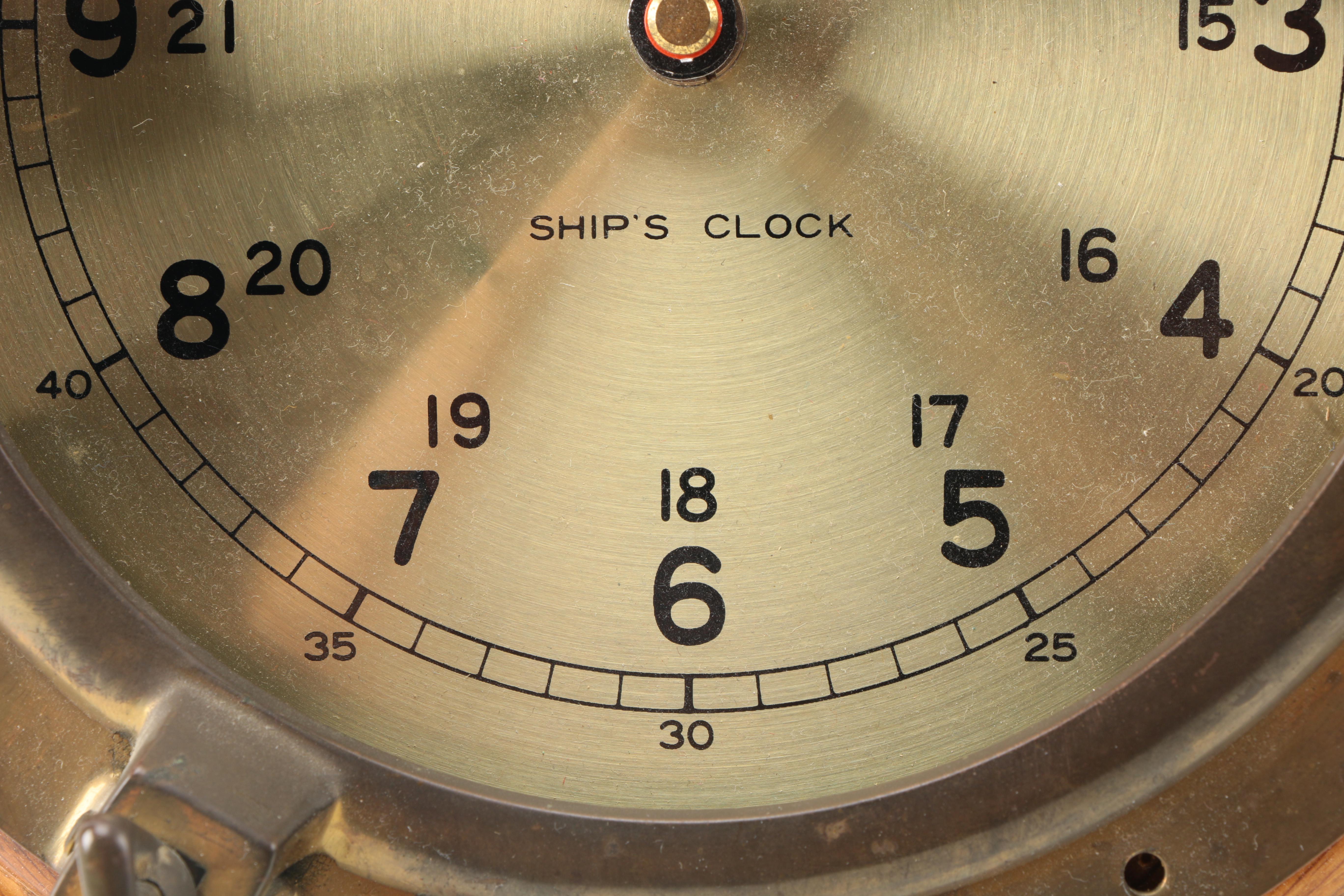 Quartz "Ship's" Wooden Porthole Clock