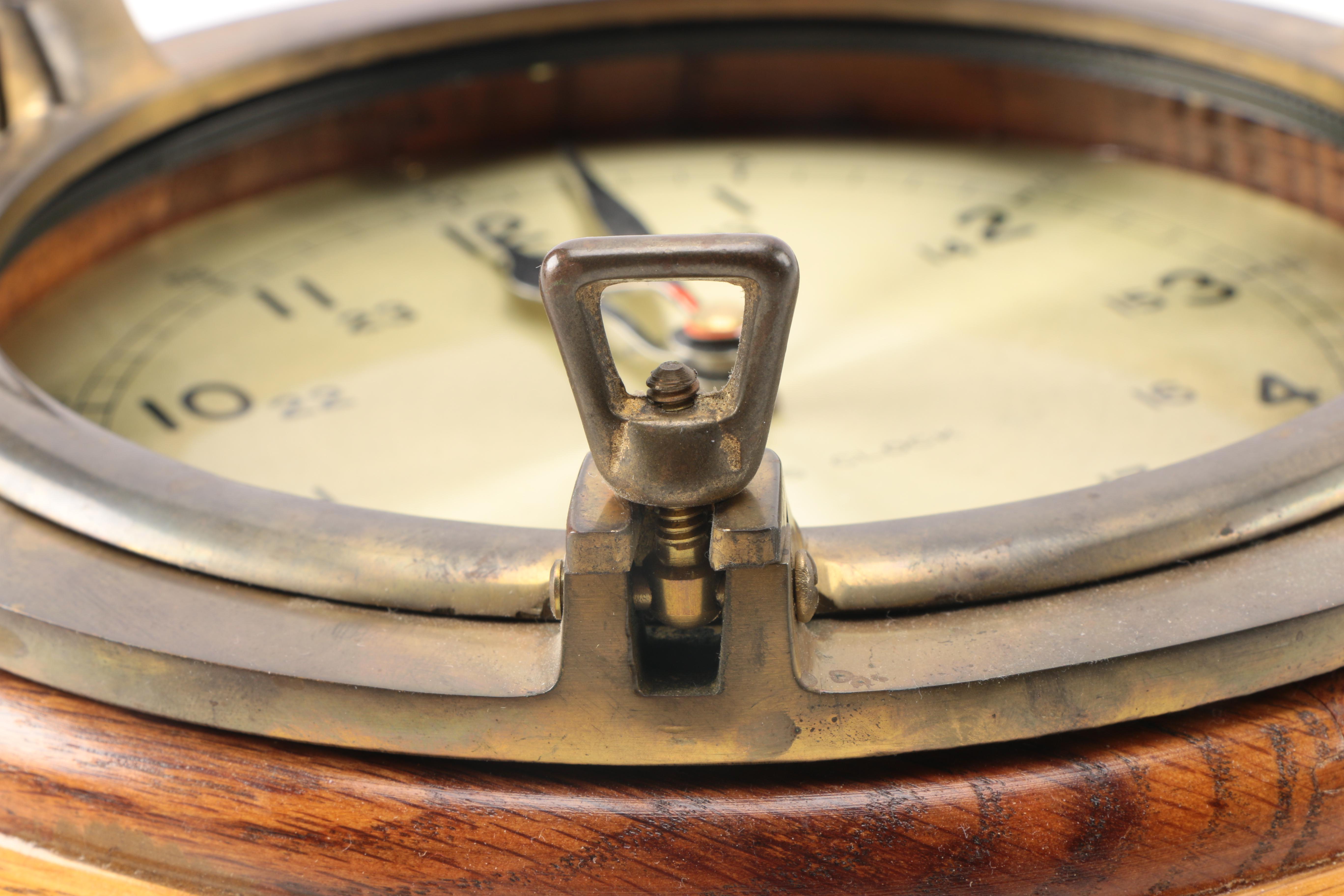 Quartz "Ship's" Wooden Porthole Clock