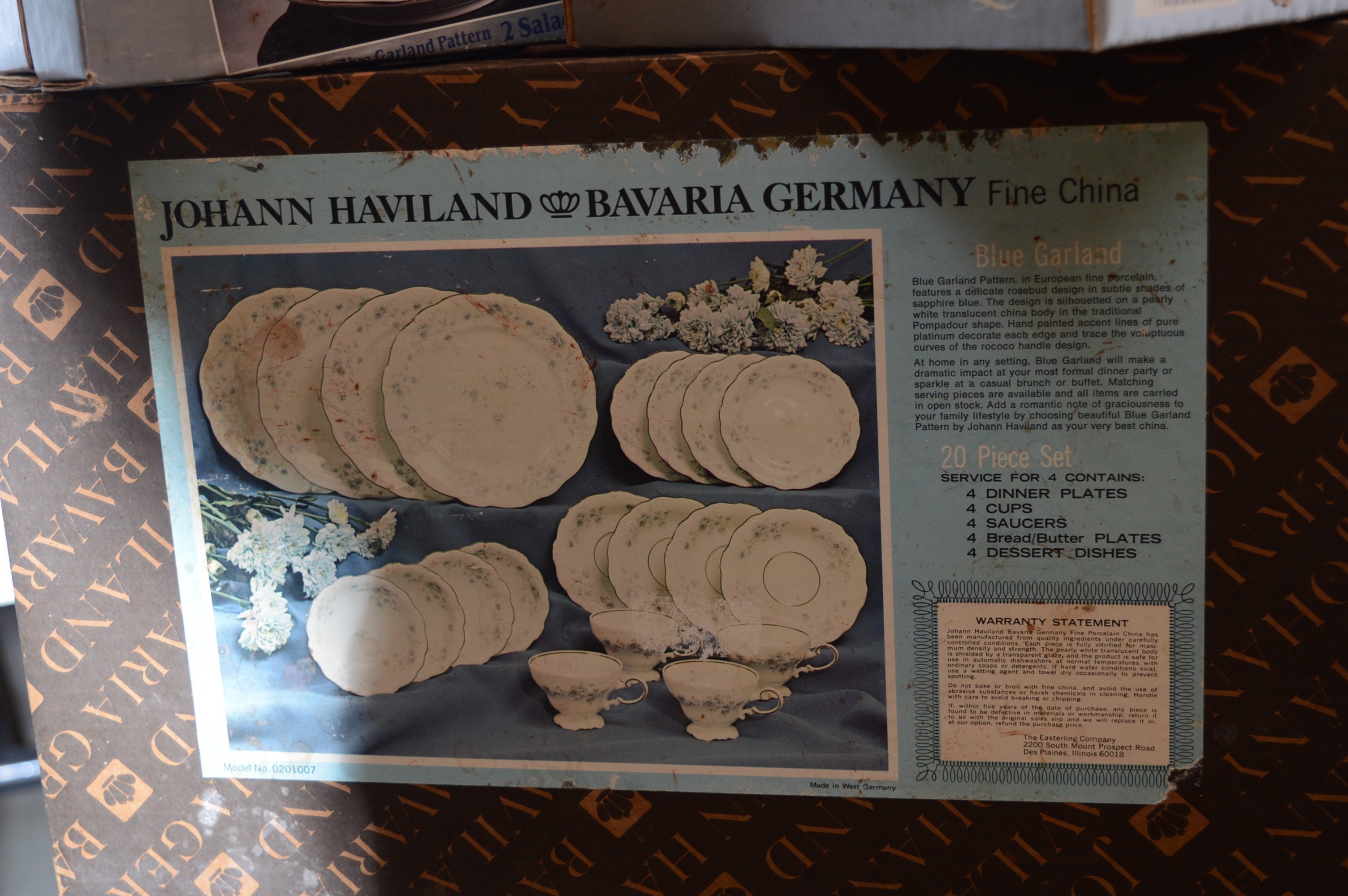 Haviland "Bue Garland" China
