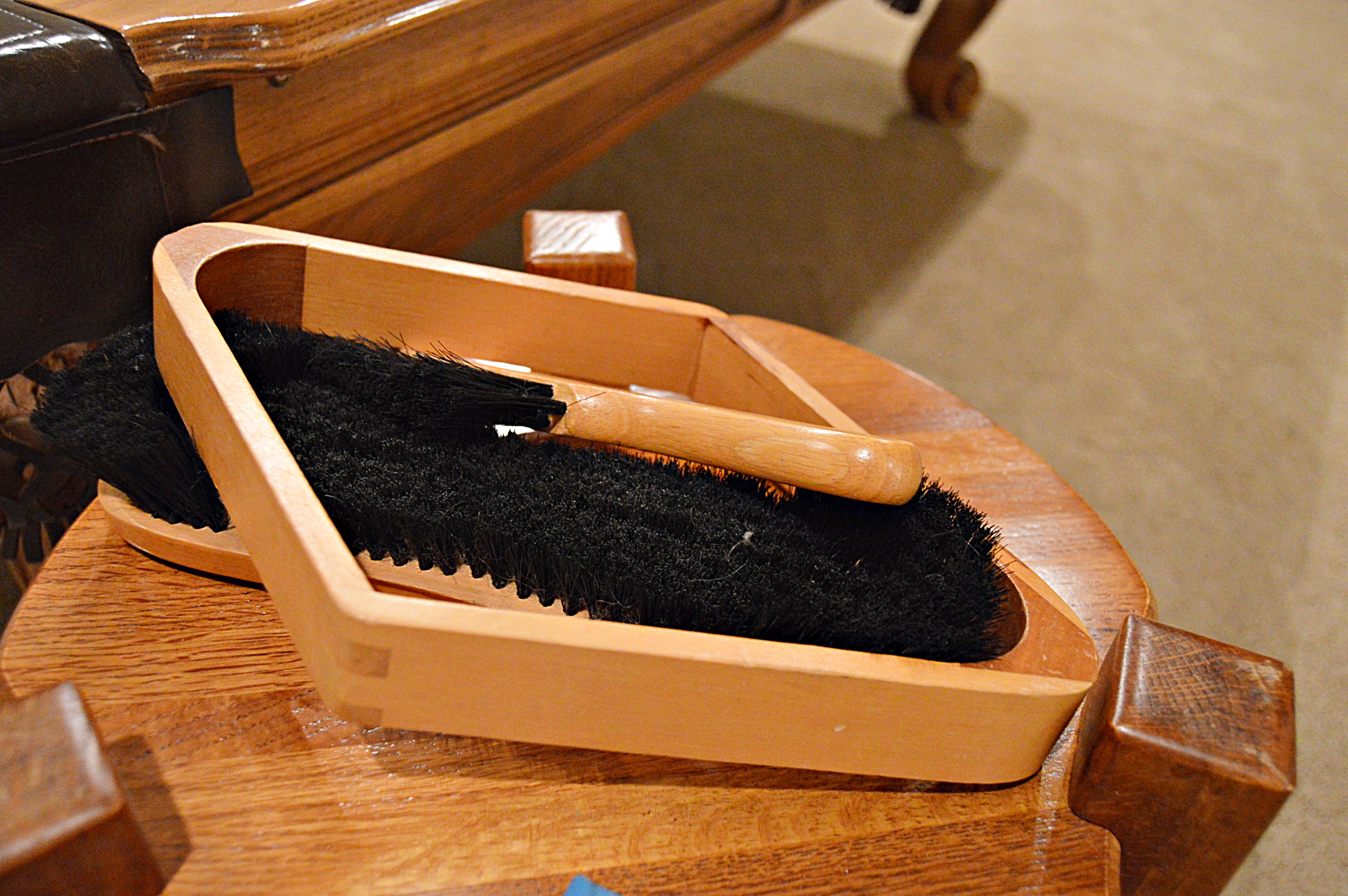 Connelly "Sedona" Pool Table with Baseball Motif Pockets