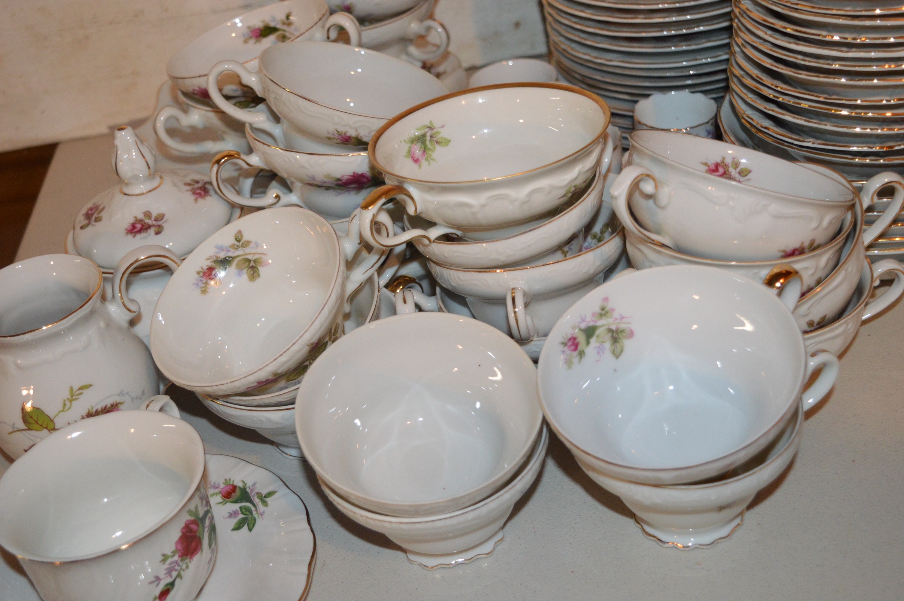 Mixed Collection of Bavarian Rose Bud China