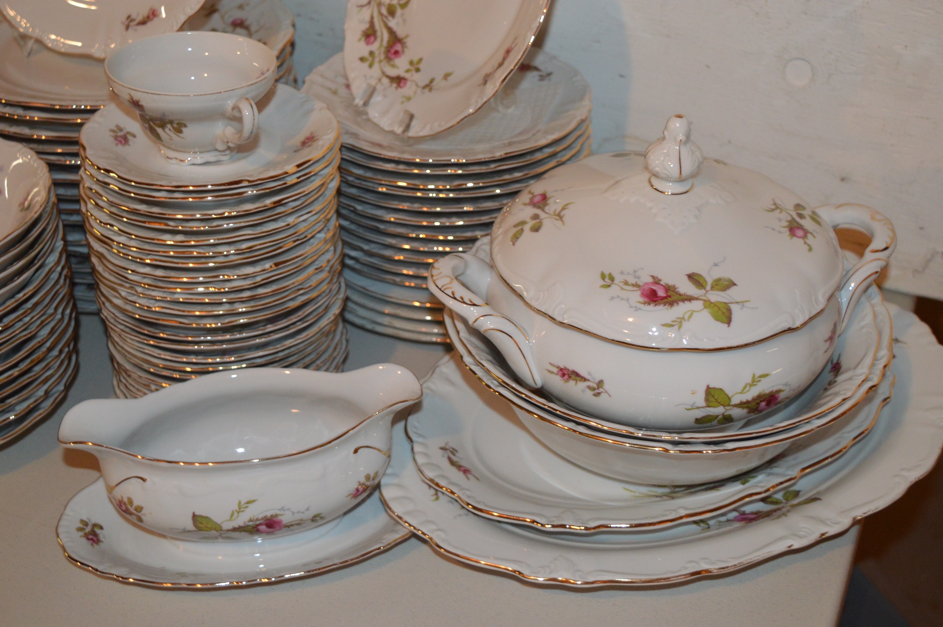 Mixed Collection of Bavarian Rose Bud China