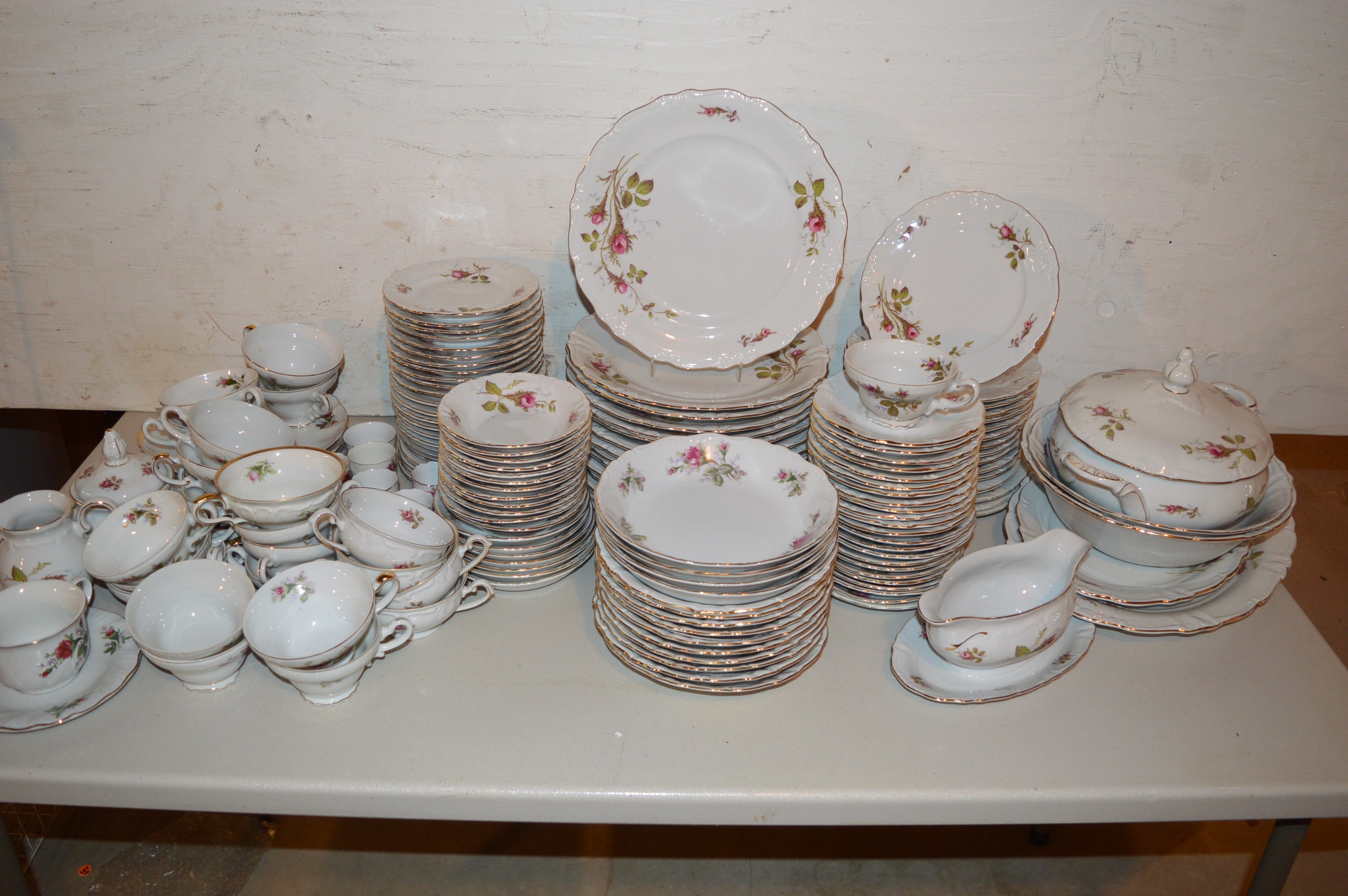 Mixed Collection of Bavarian Rose Bud China