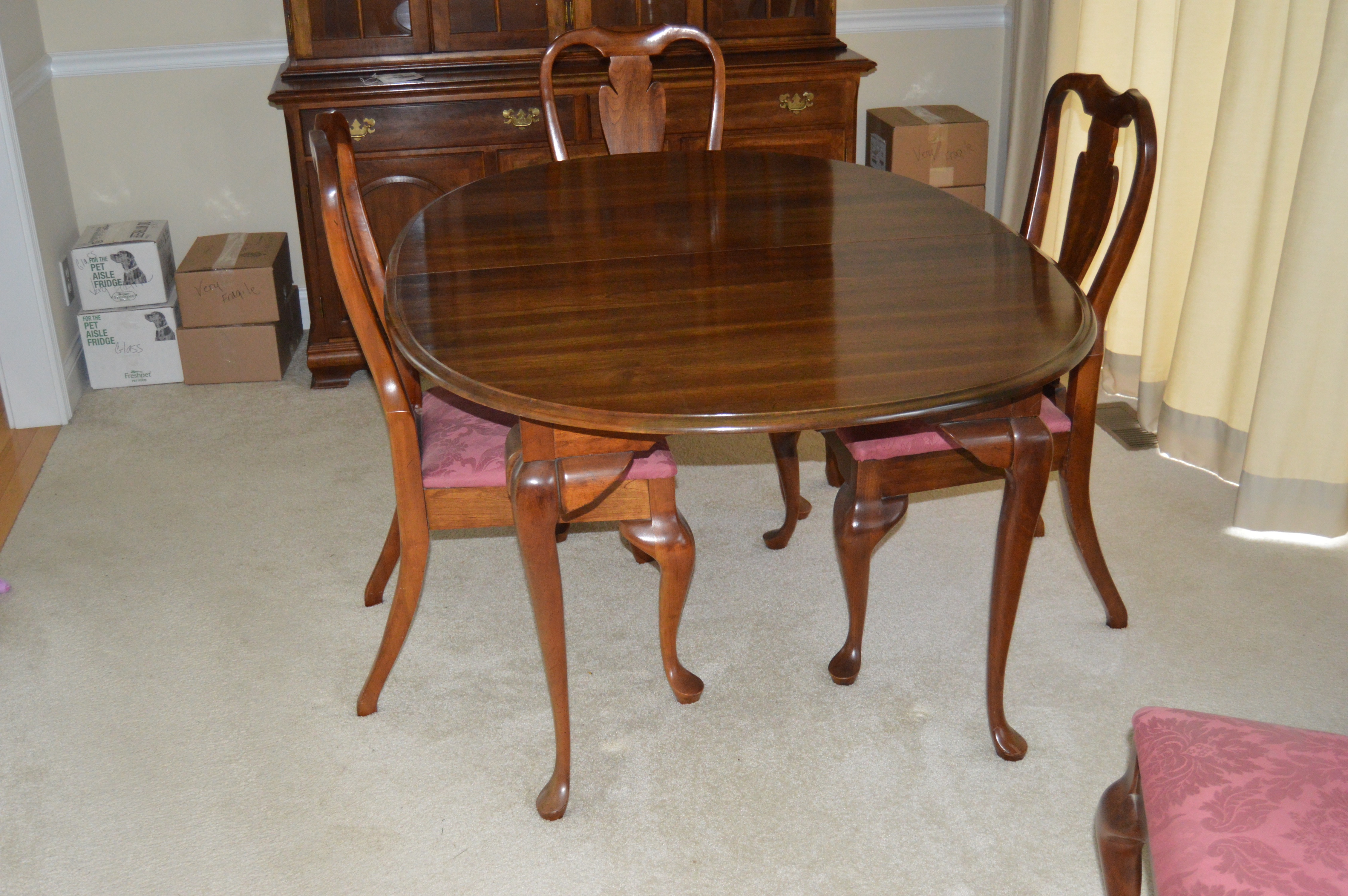 Queen Anne Style Dining Table and Chairs by Cresent Furniture