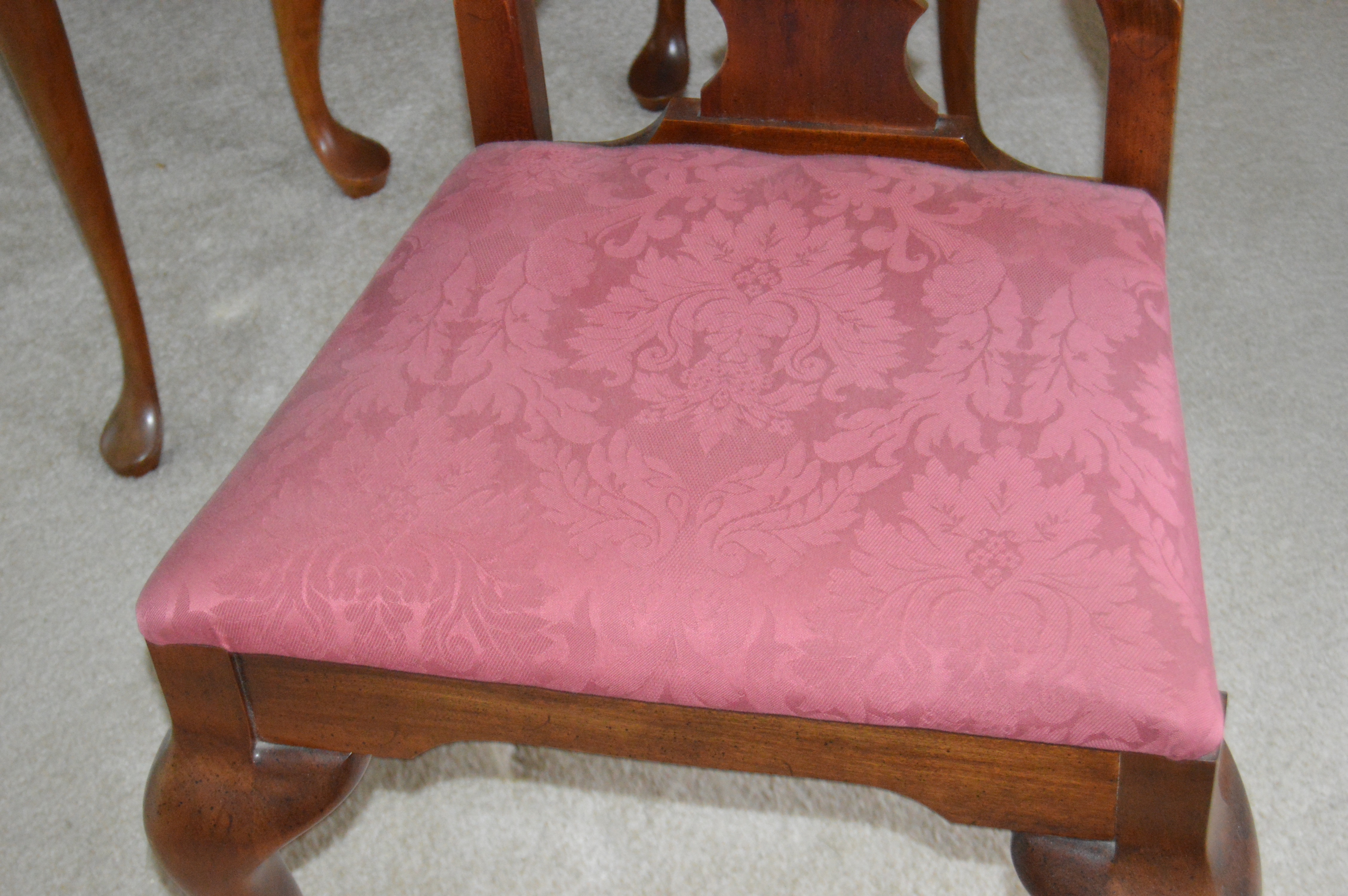 Queen Anne Style Dining Table and Chairs by Cresent Furniture