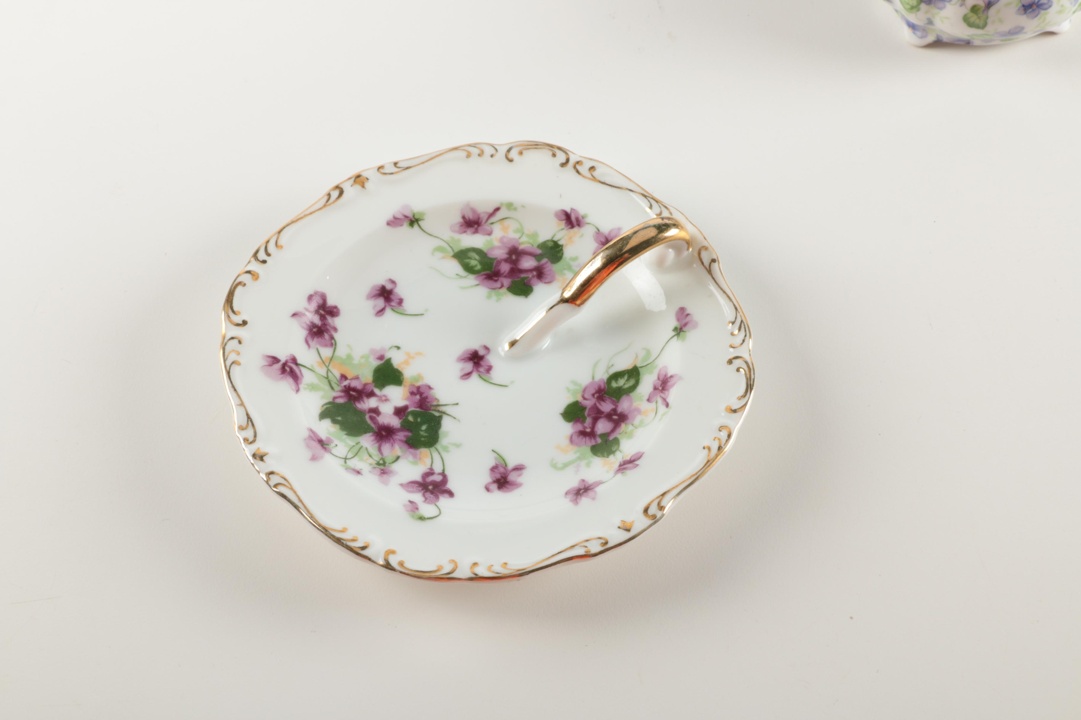 Violet Themed Ceramic Tableware