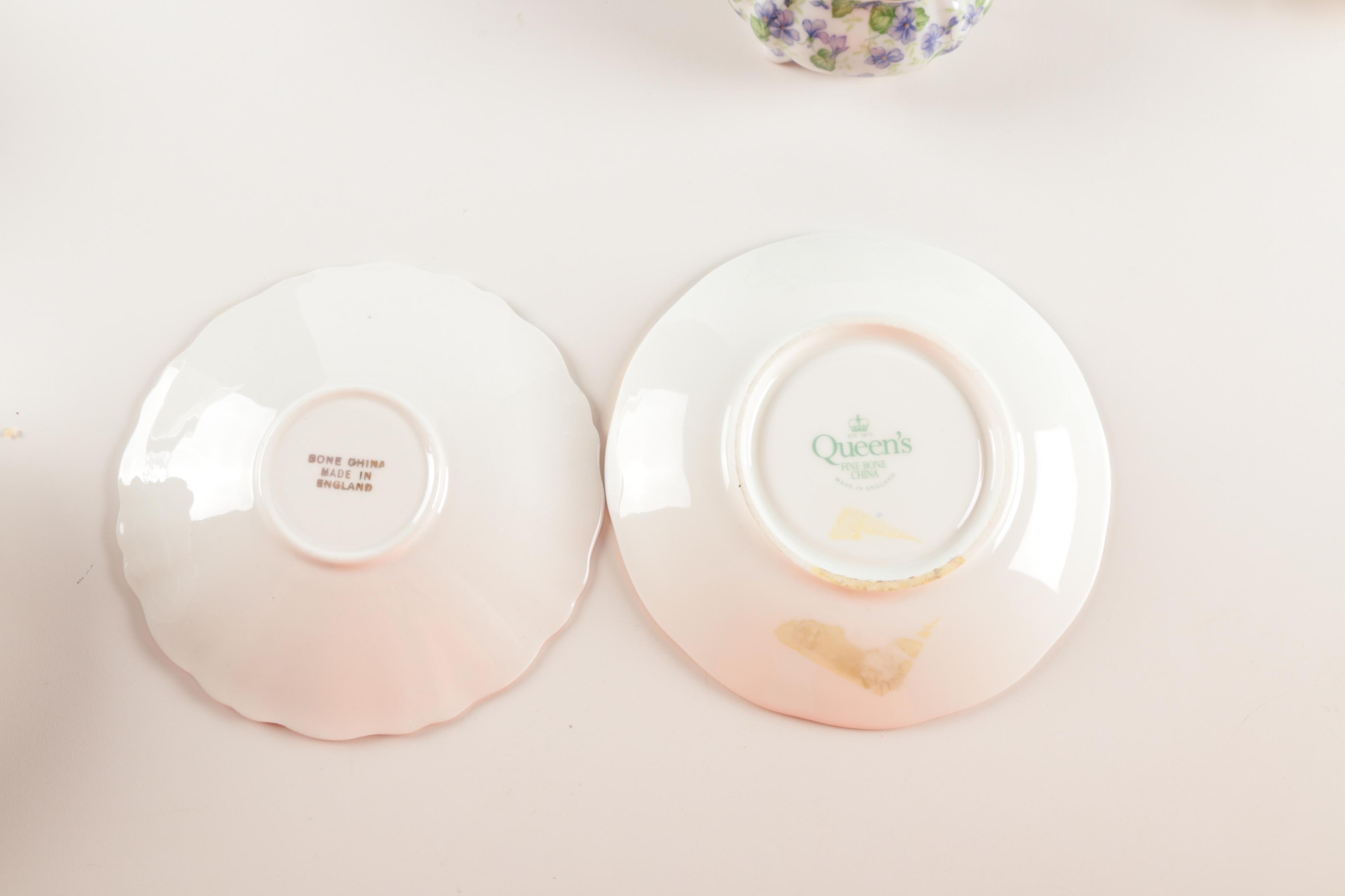 Violet Themed Ceramic Tableware